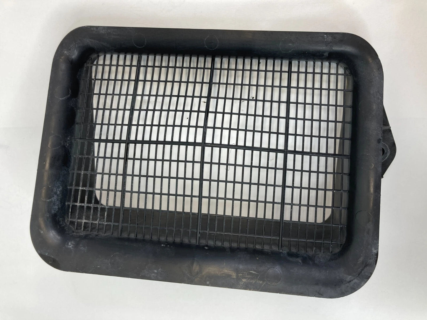 2009-2017 VOLKSWAGEN TIGUAN CABIN AIR INTAKE DUCT SCREEN GRILLE GRILL COVER OEM
