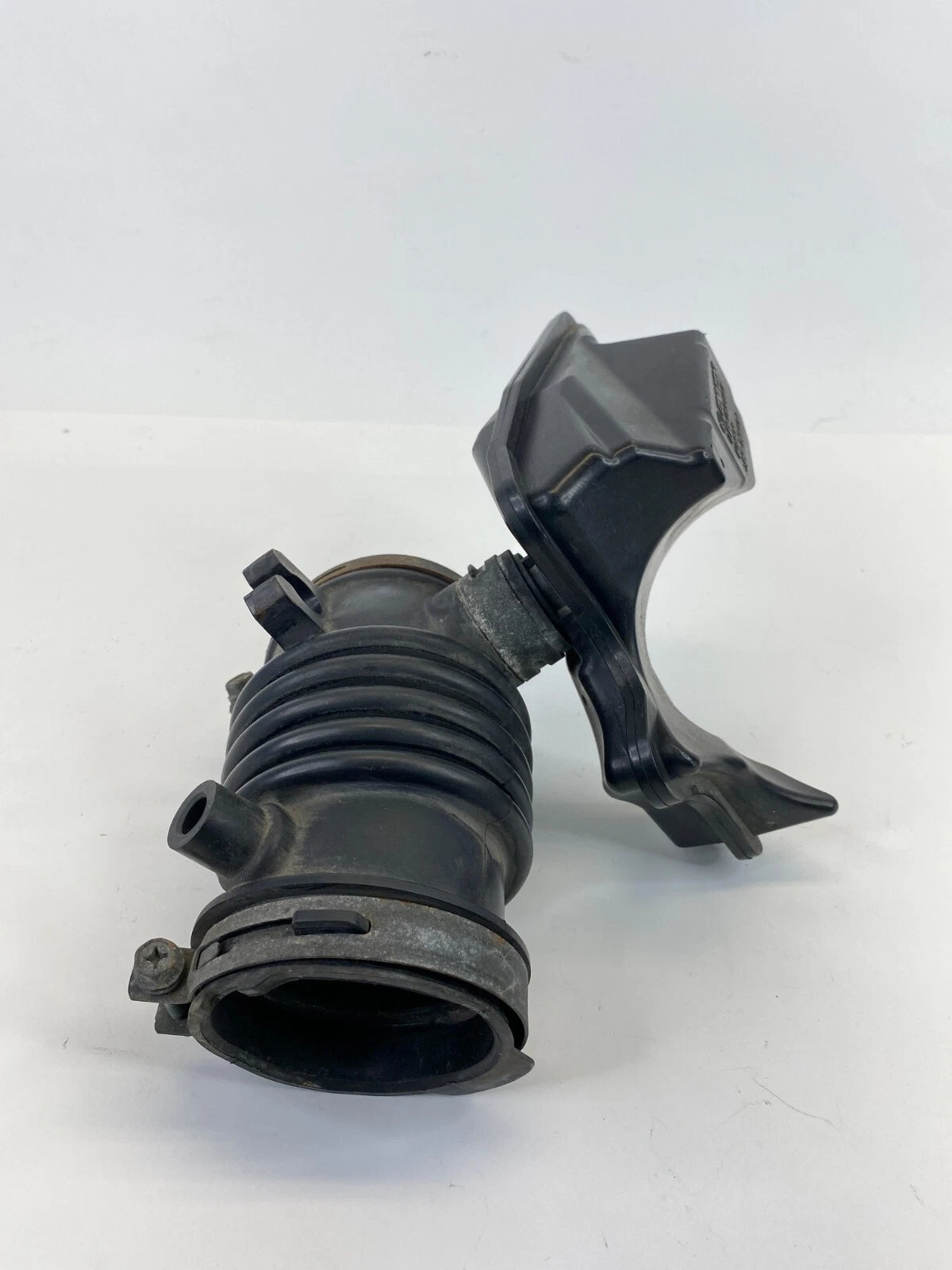 2012-2015 MAZDA 5 AIR INTAKE HOSE RESONATOR TUBE DUCT ASSEMBLY LF8J13195 OEM