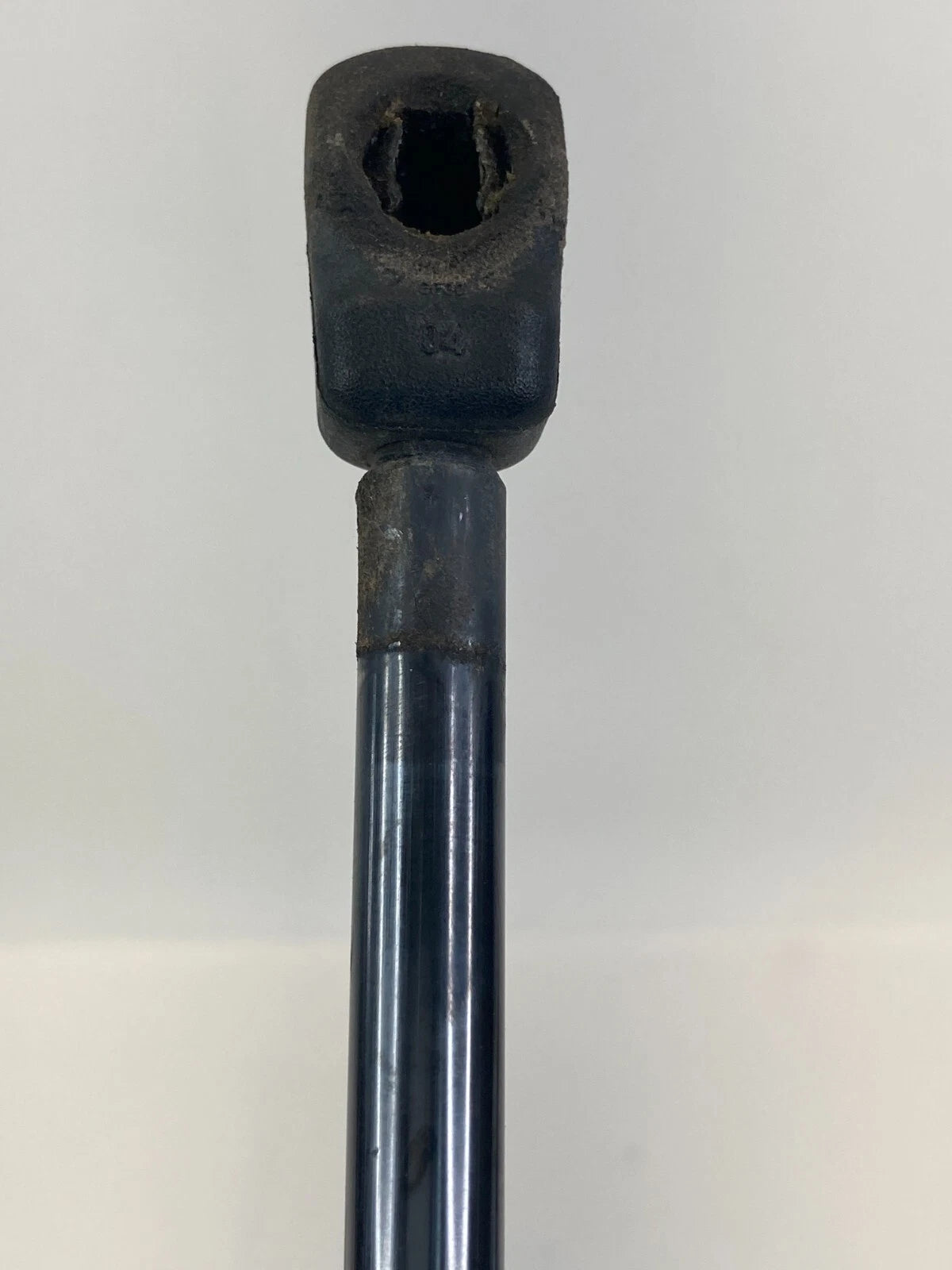 04-09 CADILLAC SRX BASE HATCH LIFTGATE LIFT CYLINDER STRUT SUPPORT PAIR 25736515