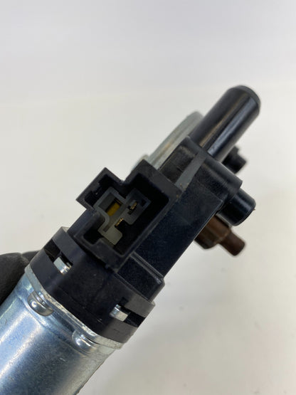 2007-2009 Suzuki XL-7 Front Left Driver Door Power Window Motor 16914775 OEM