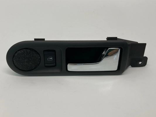 01-05 VOLKSWAGEN PASSAT REAR RIGHT SIDE INNER DOOR HANDLE W/ SPEAKER 3B0-839-114