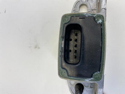 98-05 Lexus GS300 98-00 GS400 Yaw Rate Sensor Control Module 89183-30050 OEM