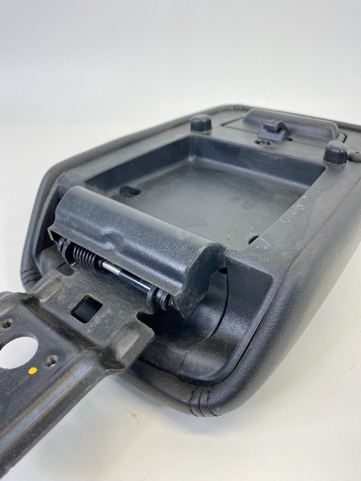 2012-2014 Ford Focus Sedan Center Console Lid Armrest Arm Rest 1545977X-02-CB