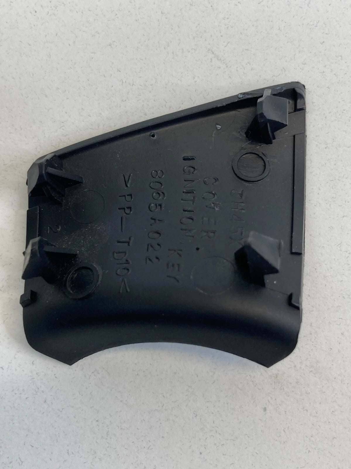 2008-2017 MITSUBISHI LANCER 2.0L L4 16V IGNITION SWITCH KEY COVER 8065A022 OEM