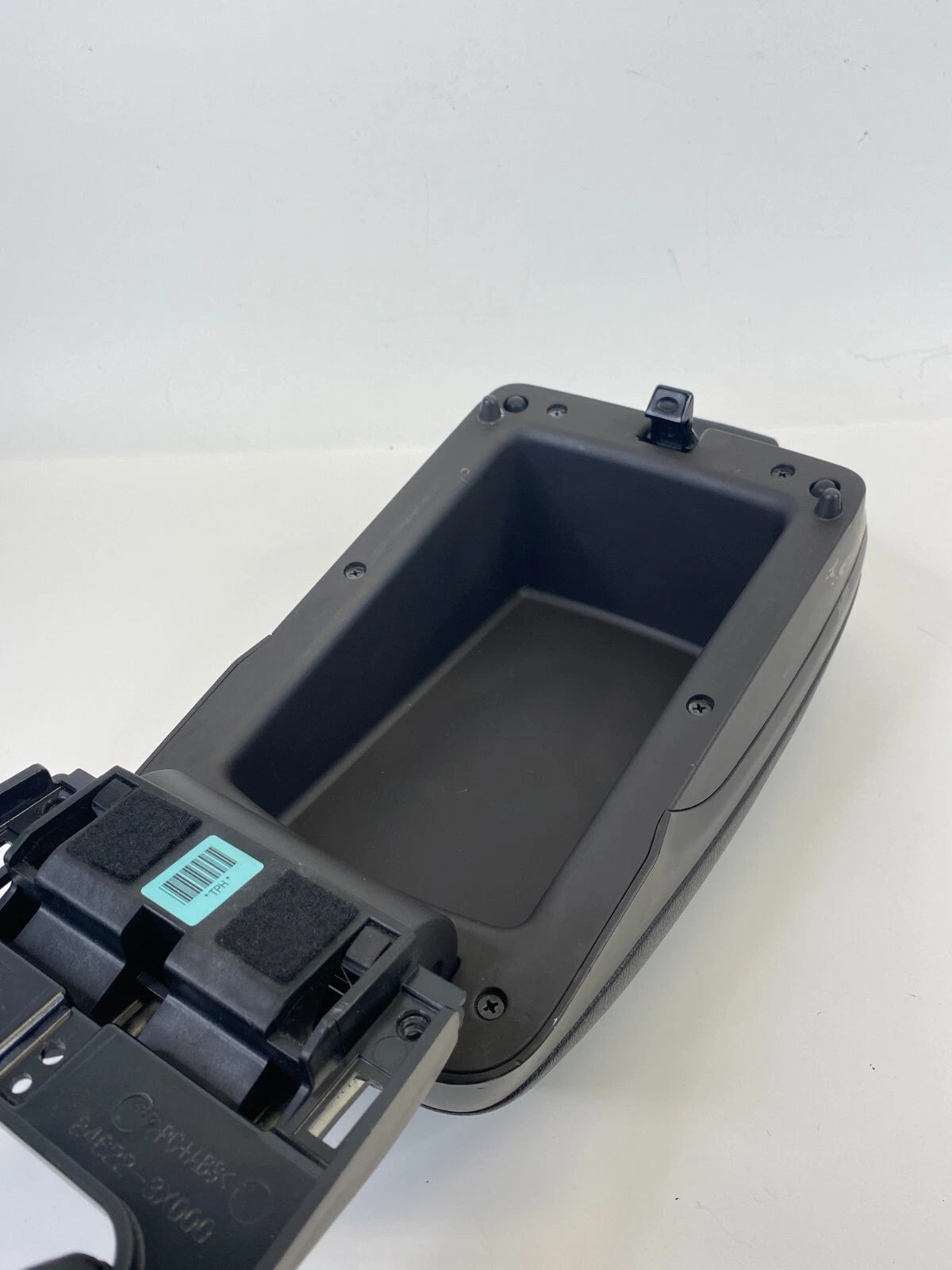 2011-2013 HYUNDAI ELANTRA CENTER CONSOLE ARMREST ARM REST LID COVER 84622-3X000