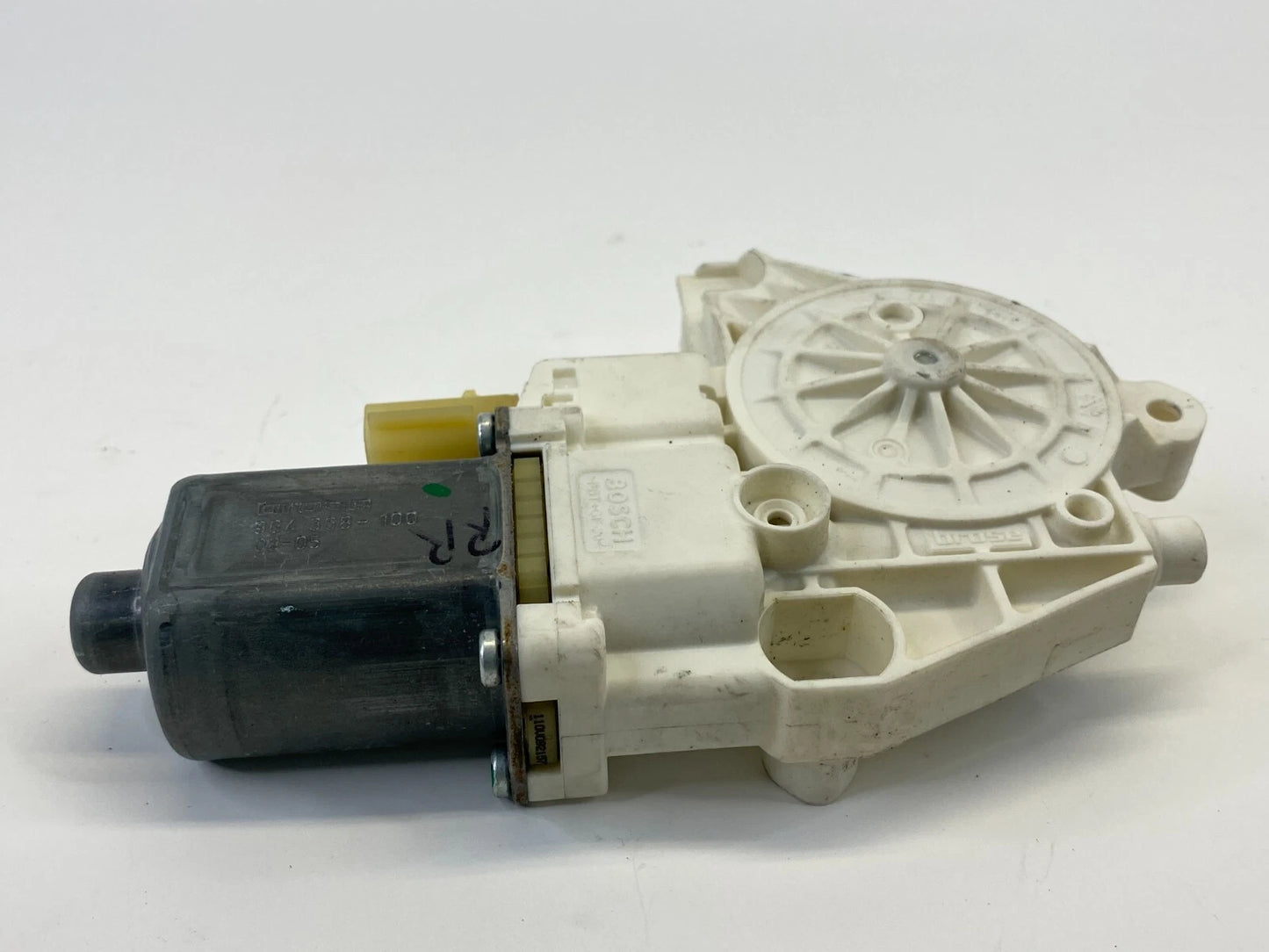 2009-2020 DODGE JOURNEY REAR RIGHT PASSENGER DOOR WINDOW MOTOR 0130822474 OEM