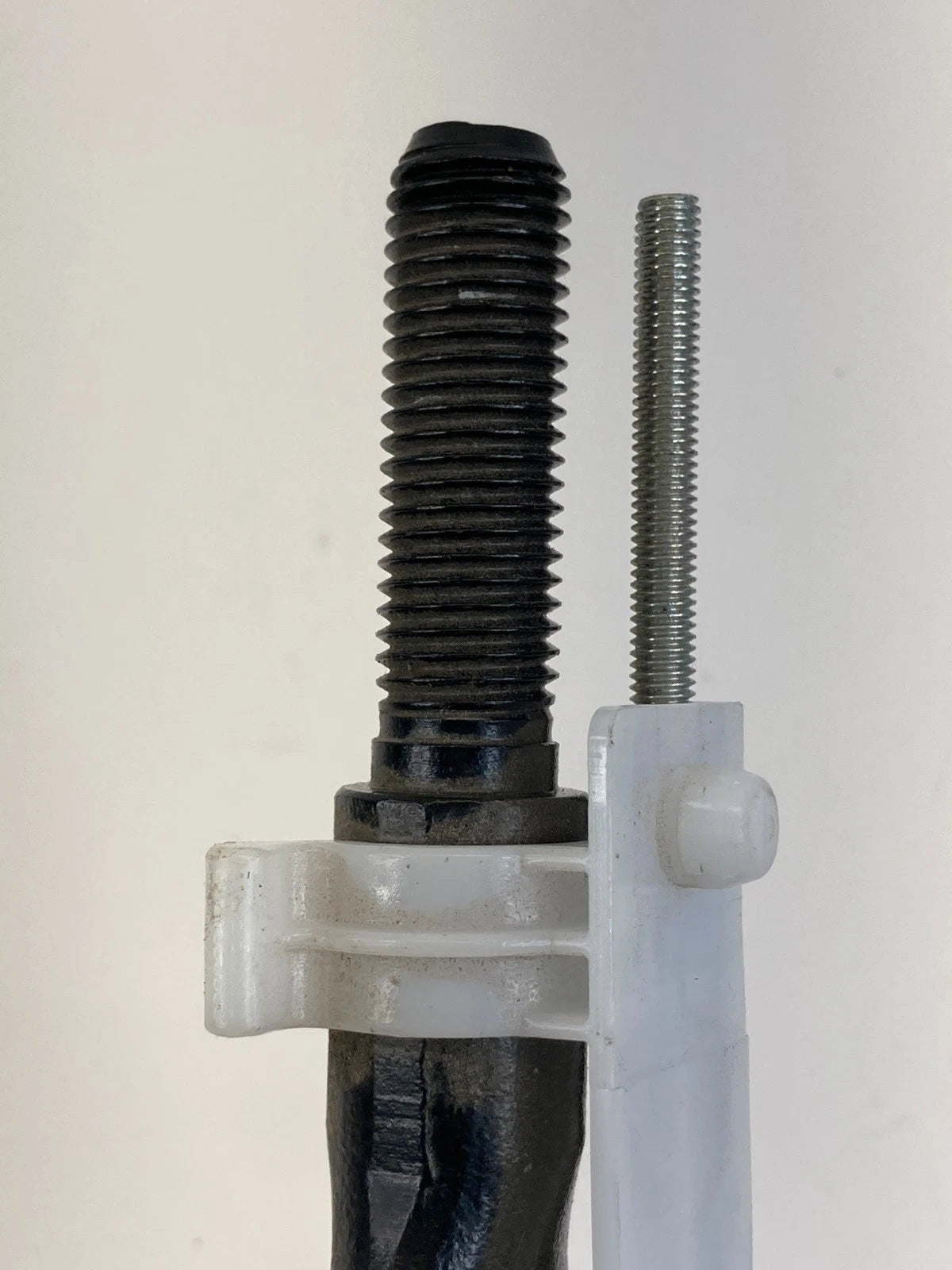 2013-2015 FORD EXPLORER INTERCEPTOR UTILITY TOW HOOK EYE HINGE NUT LUG SUPPORT