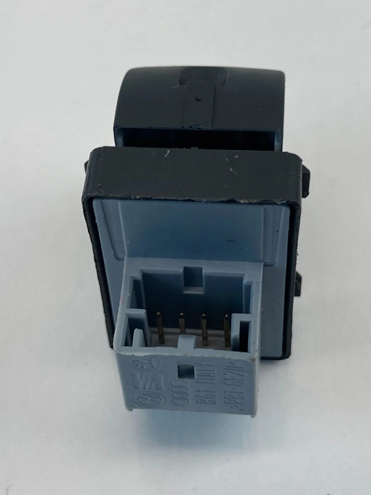 2007-2011 AUDI Q7 FRONT RIGHT PASSENGER DOOR WINDOW CONTROL SWITCH 4F09598552337