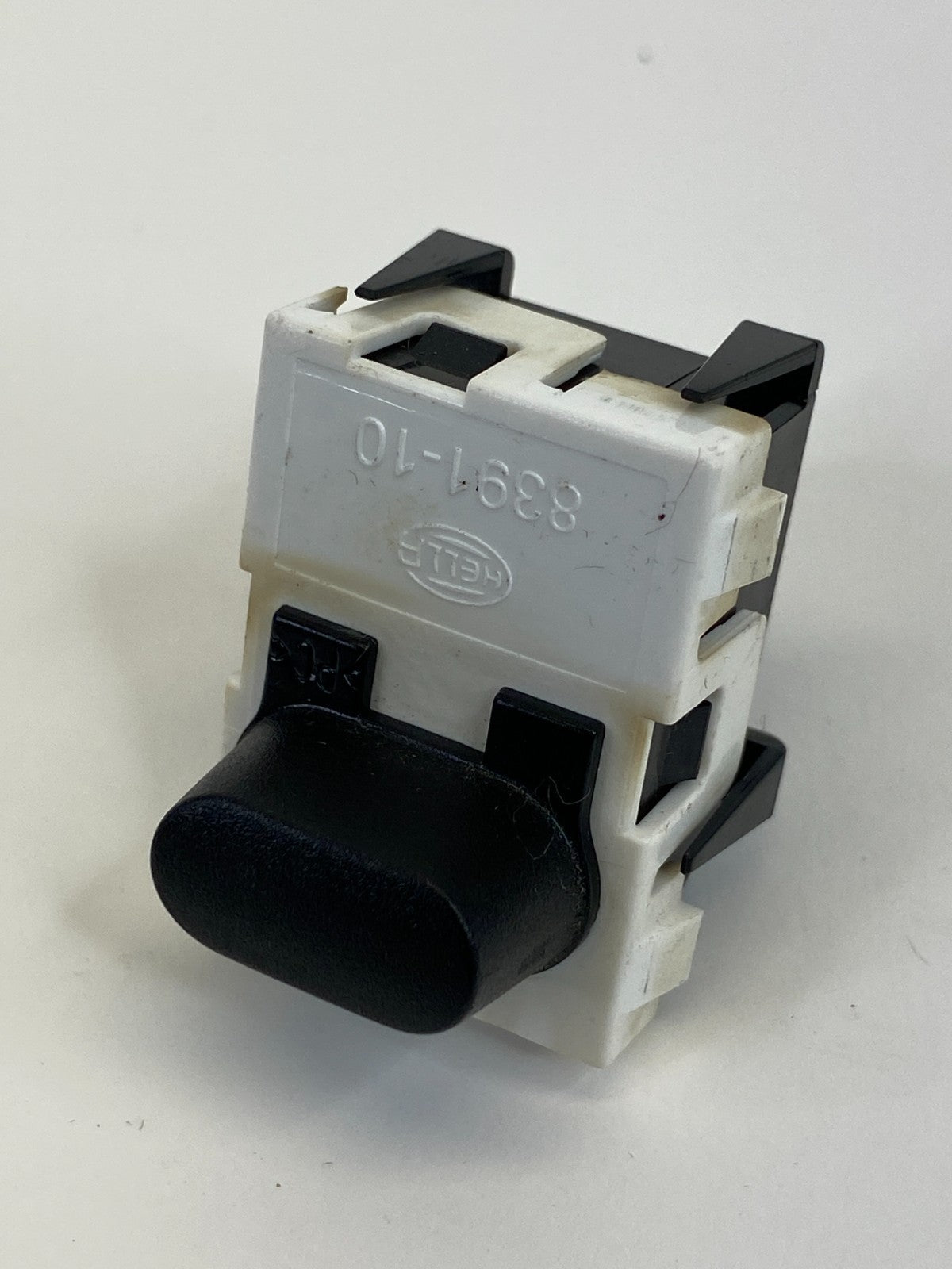 2006 2007 BMW 530xi Sunload Sunlight Solar Sensor Control Switch 64116944017 OEM