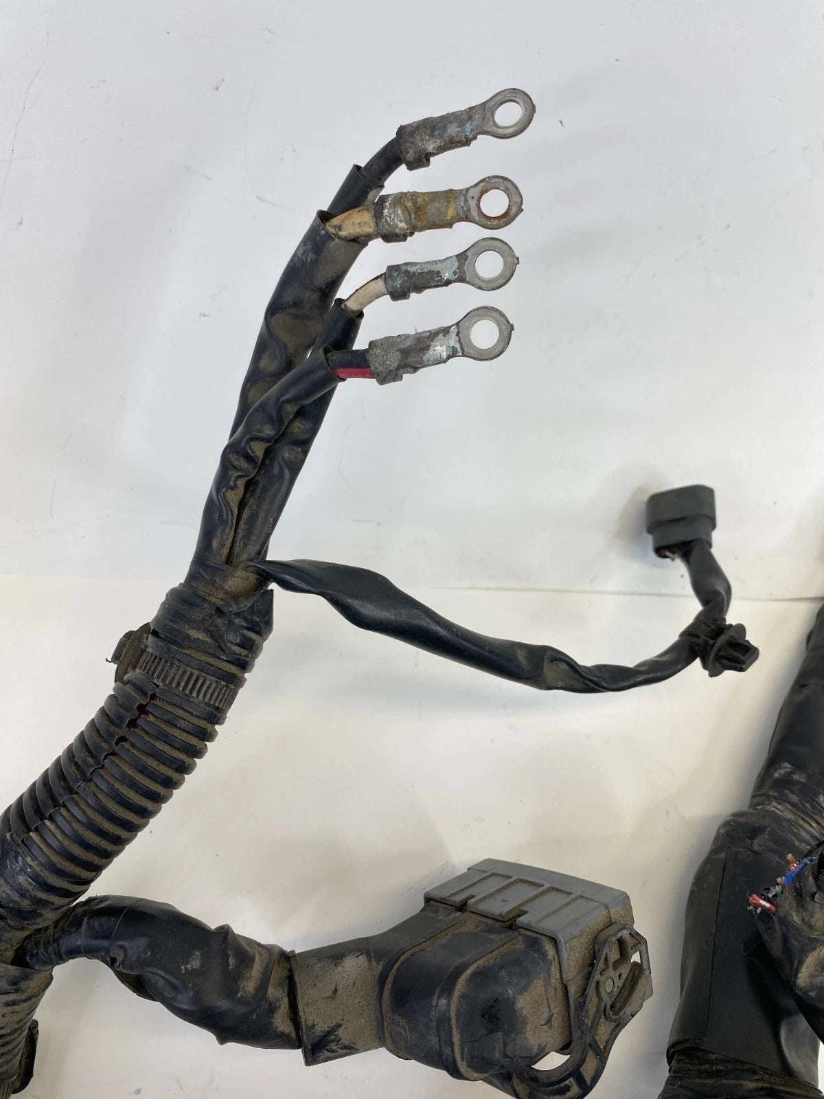 2011-2013 Outlander Sport 2.0L L4 Engine Compartment Fusebox Relay Module Assy