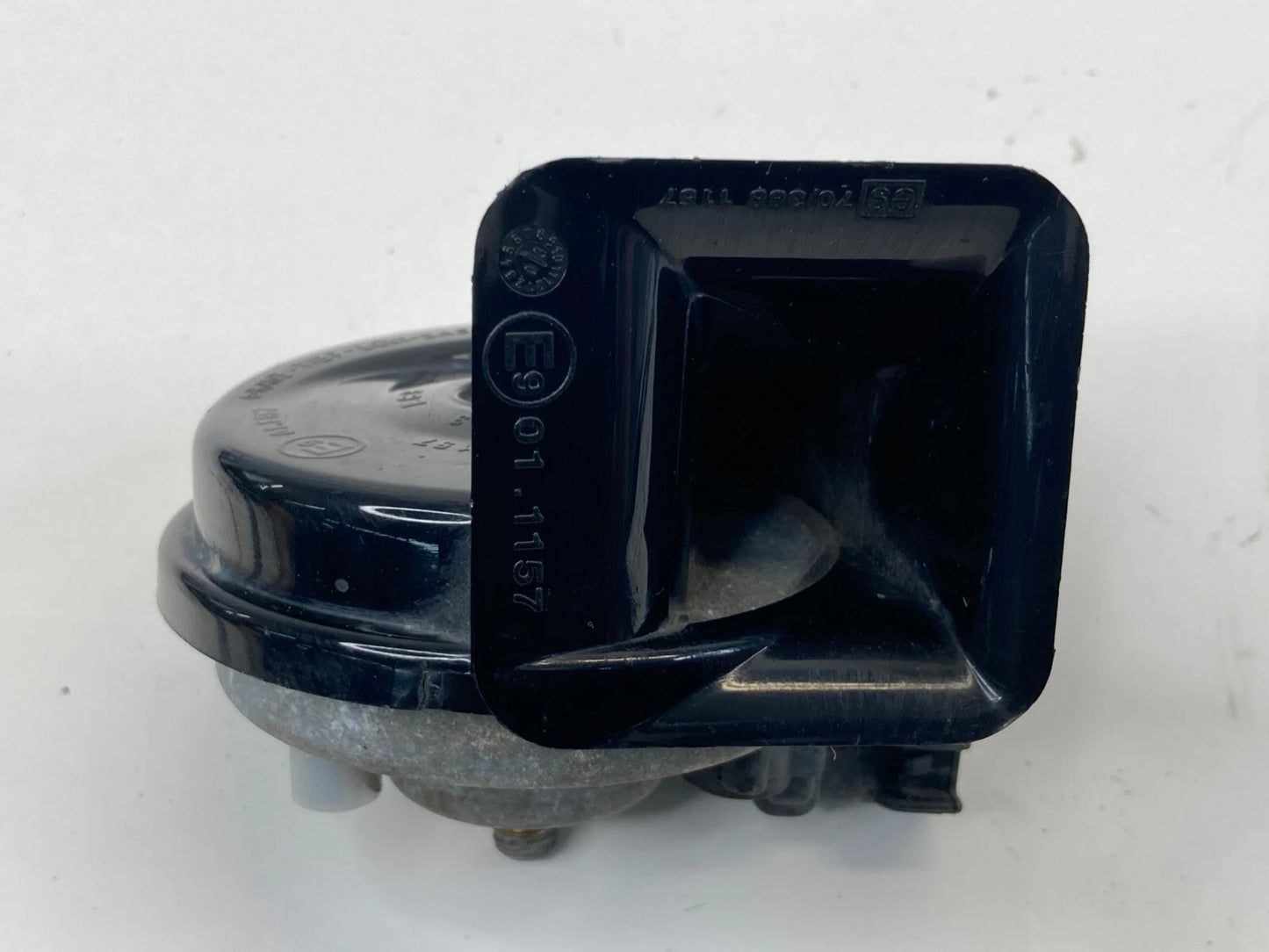 01-05 Chrysler PT Cruiser Low Horn Note Tone Pitch Signal Alarm E9011157 OEM