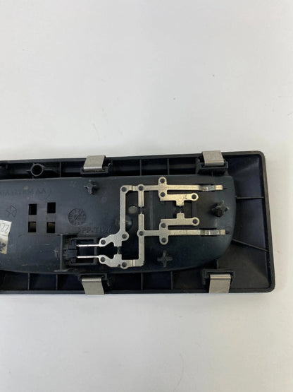 2009-2011 DODGE JOURNEY RECHARGEABLE FLASHLIGHT LAMP LIGHT SURROUND HOUSING TRIM