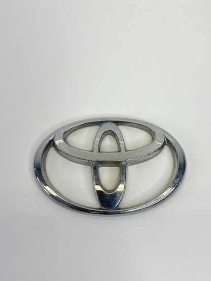 1998-2002 Toyota Corolla Rear Trunk Lid Emblem Ornament Logo 75431-12050 OEM