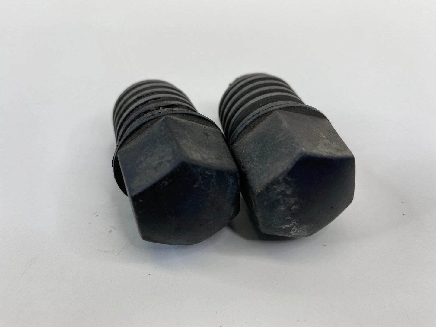 2006-2011 BUICK LUCERNE FRONT HOOD RUBBER CUSHION BUFFER STOPPER BUMPER SET OEM