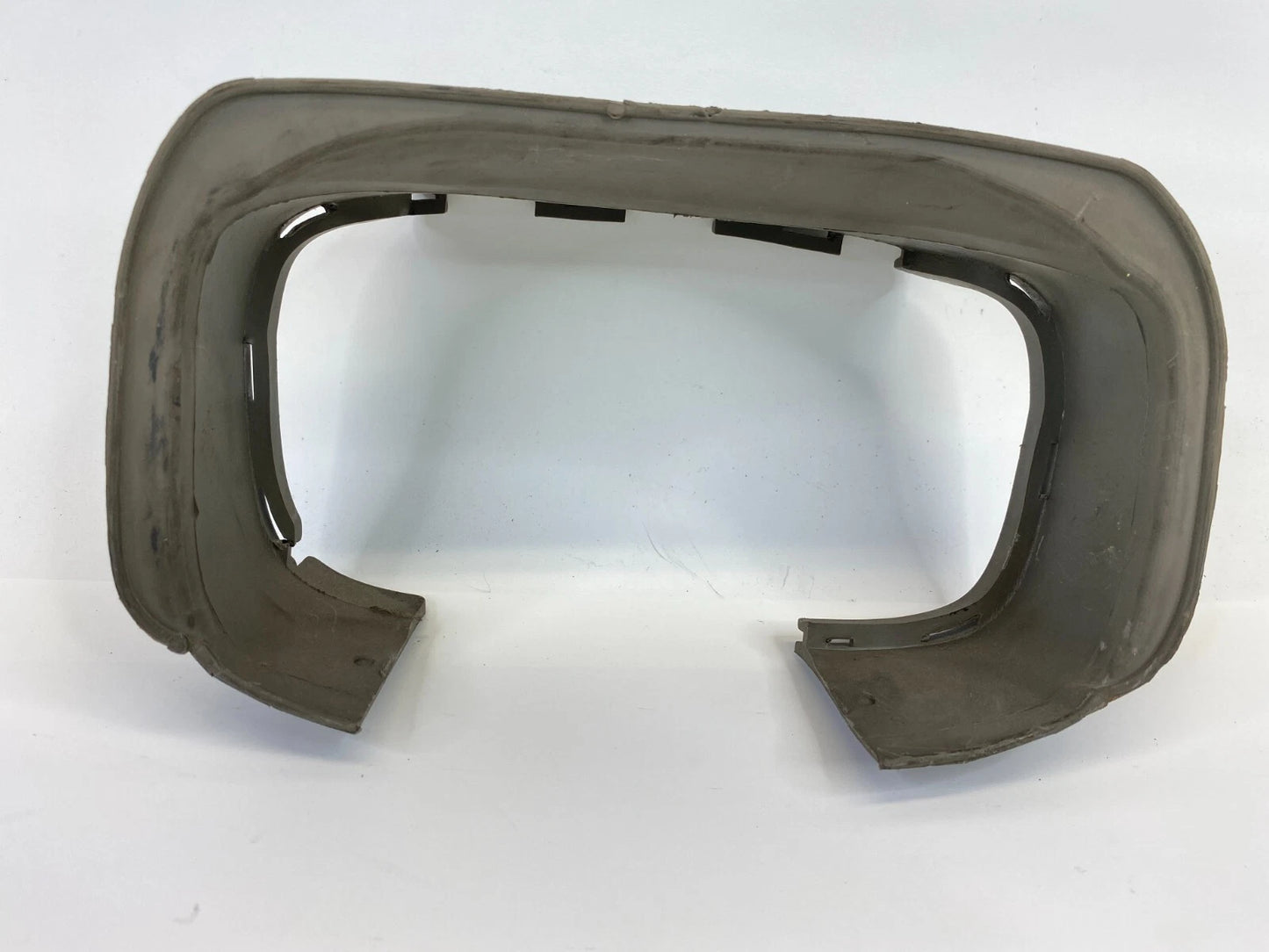 2000-2005 CADILLAC DEVILLE STEERING COLUMN SHROUD COVER TRIM GMX-270 OEM