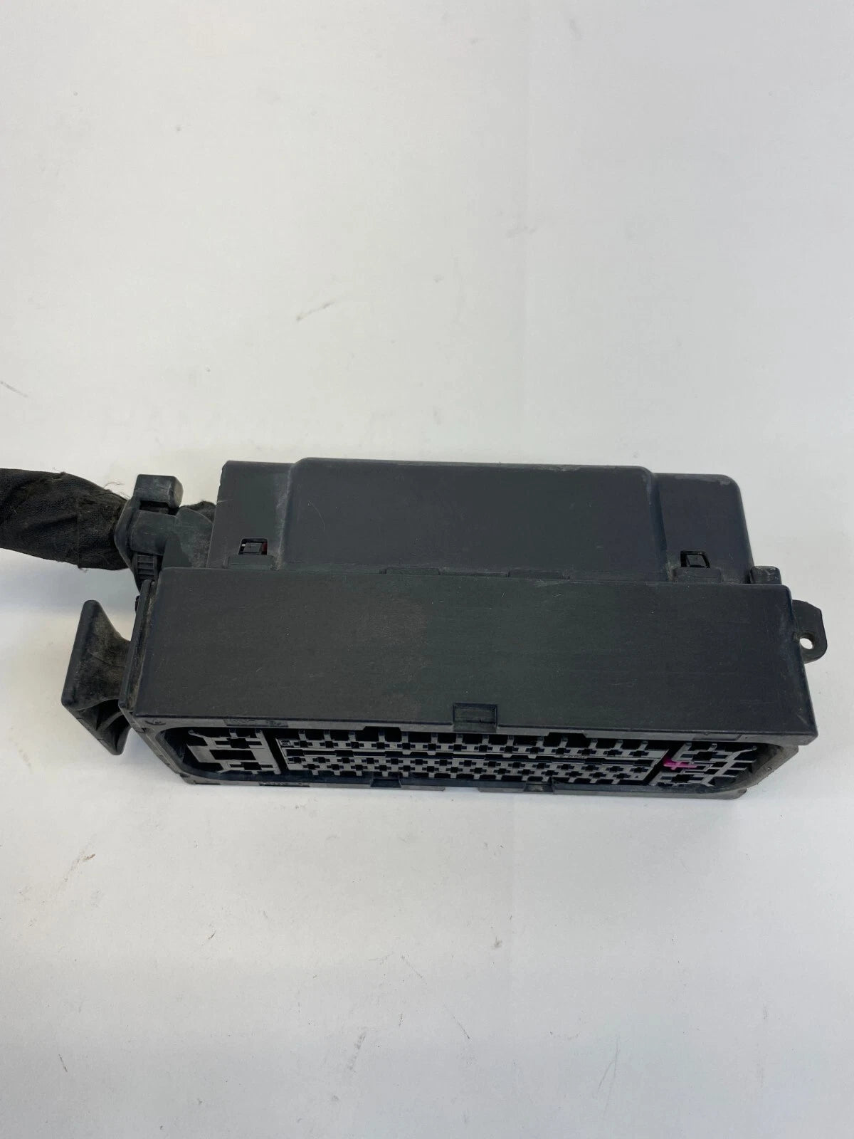 12-15 VW PASSAT SEDAN 2.5 AT ABS ANTI LOCK BRAKE PUMP PLUG PIGTAIL CONNECTOR