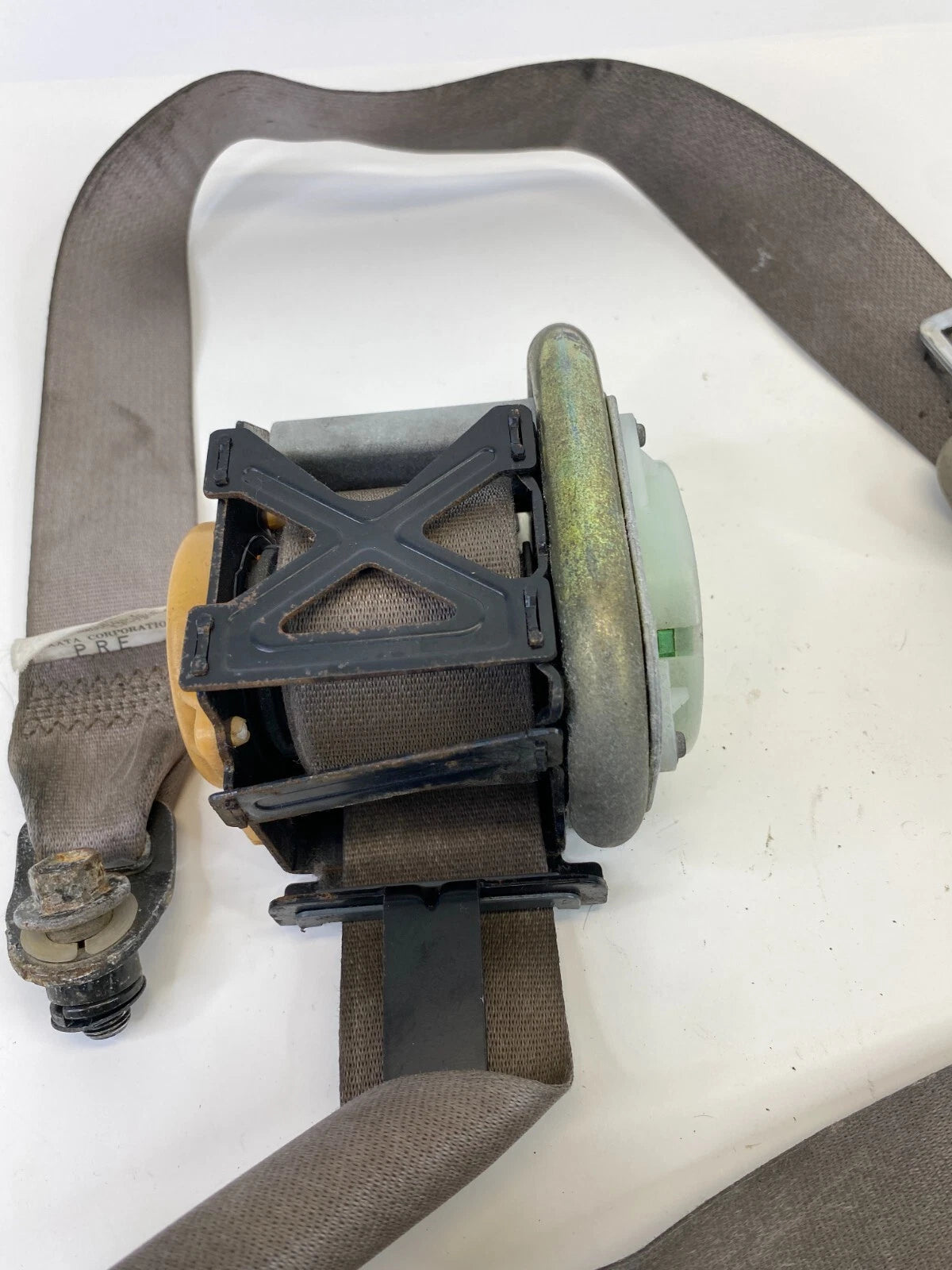 2003 2004 SUZUKI XL-7 FRONT LEFT DRIVER SIDE SEAT BELT RETRACTOR 84940-53J0 OEM