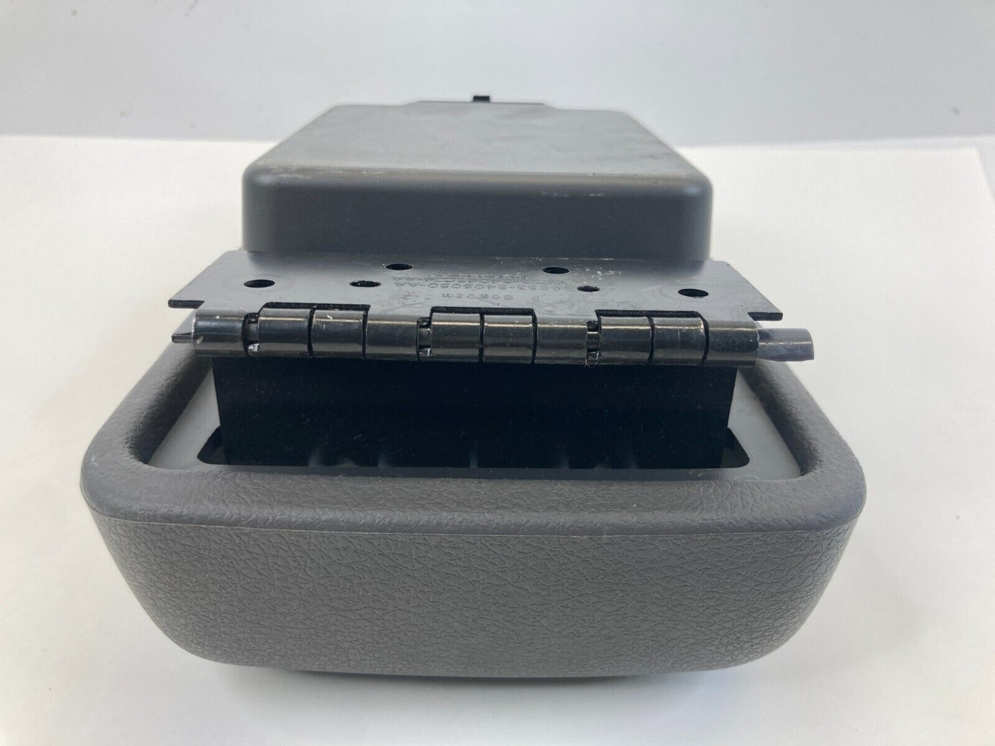 2006-2012 Ford Fusion Center Console Armrest Lid Cover Arm Rest 6E53-5406050-AA