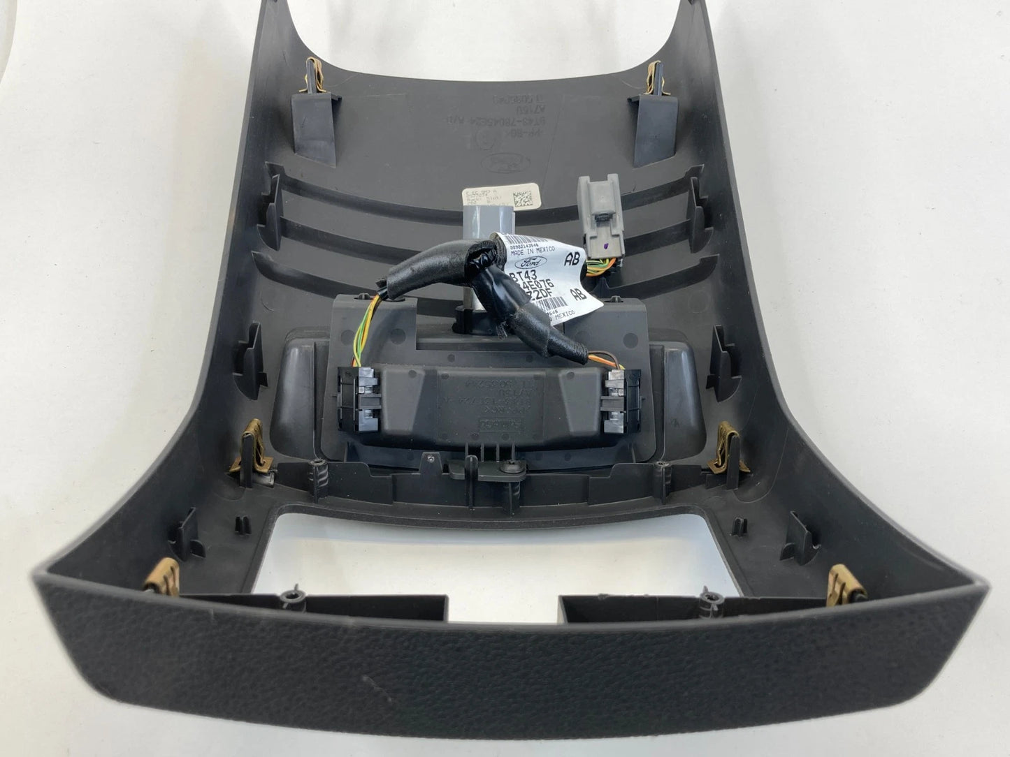 2011-2014 FORD EDGE REAR CENTER CONSOLE AIR VENT PANEL TRIM BT43-78045E24 OEM