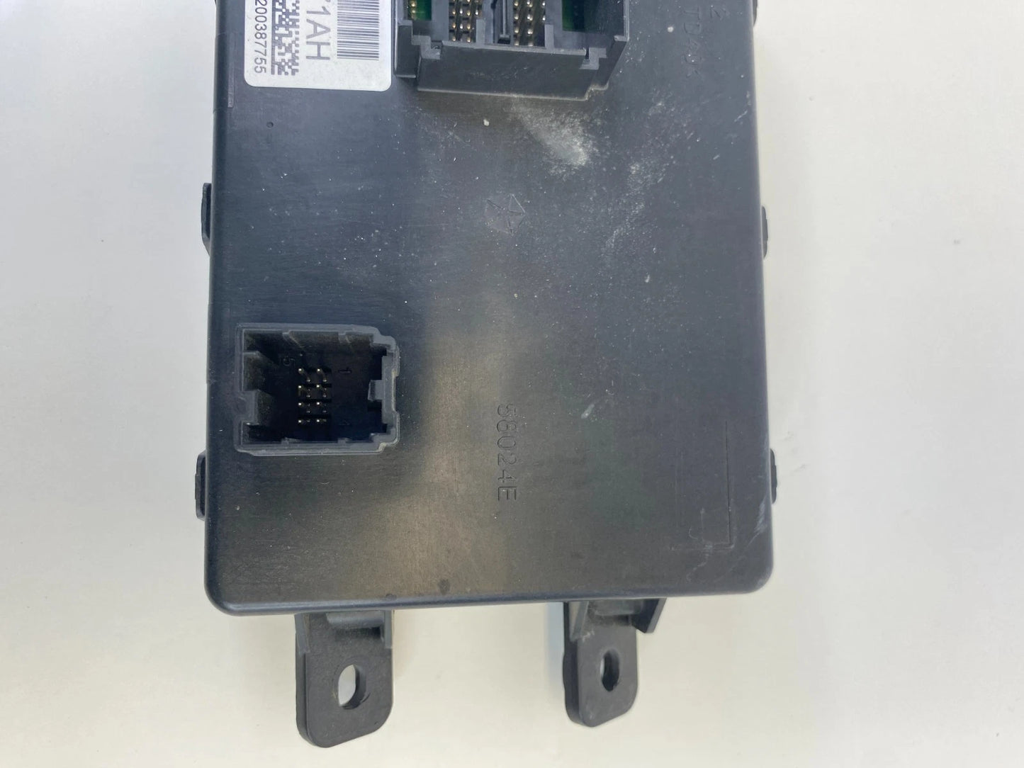 14-16 2014-2016 Dodge Dart Heater A/C Temperature Control Module 68081871AH OEM