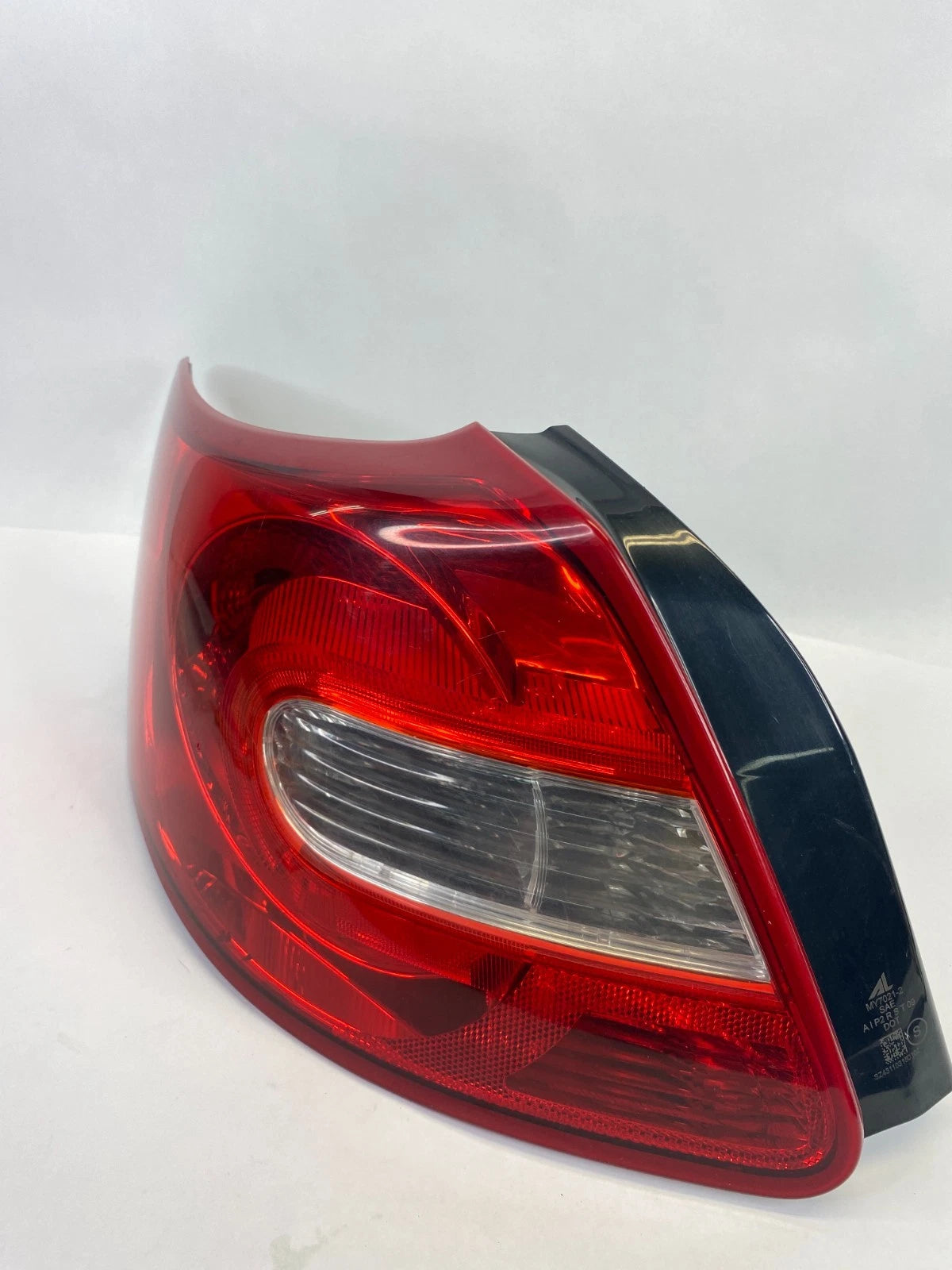 2010 2011 2012 2013 SUZUKI KIZASHI LEFT DRIVER TAILLIGHT TAIL LIGHT LAMP OEM