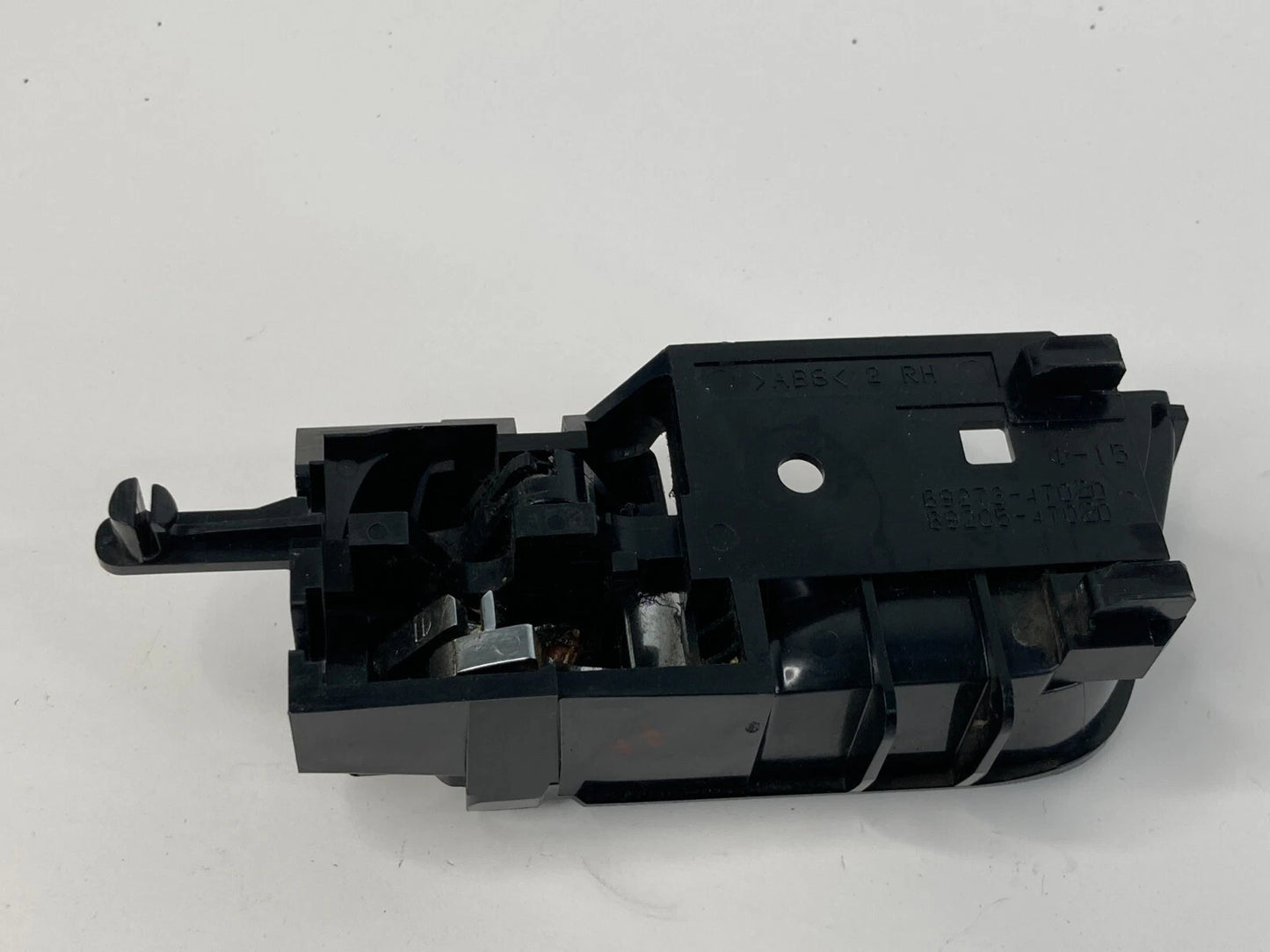 2004-2009 TOYOTA PRIUS REAR RIGHT SIDE INNER INTERIOR DOOR HANDLE 69273-47020