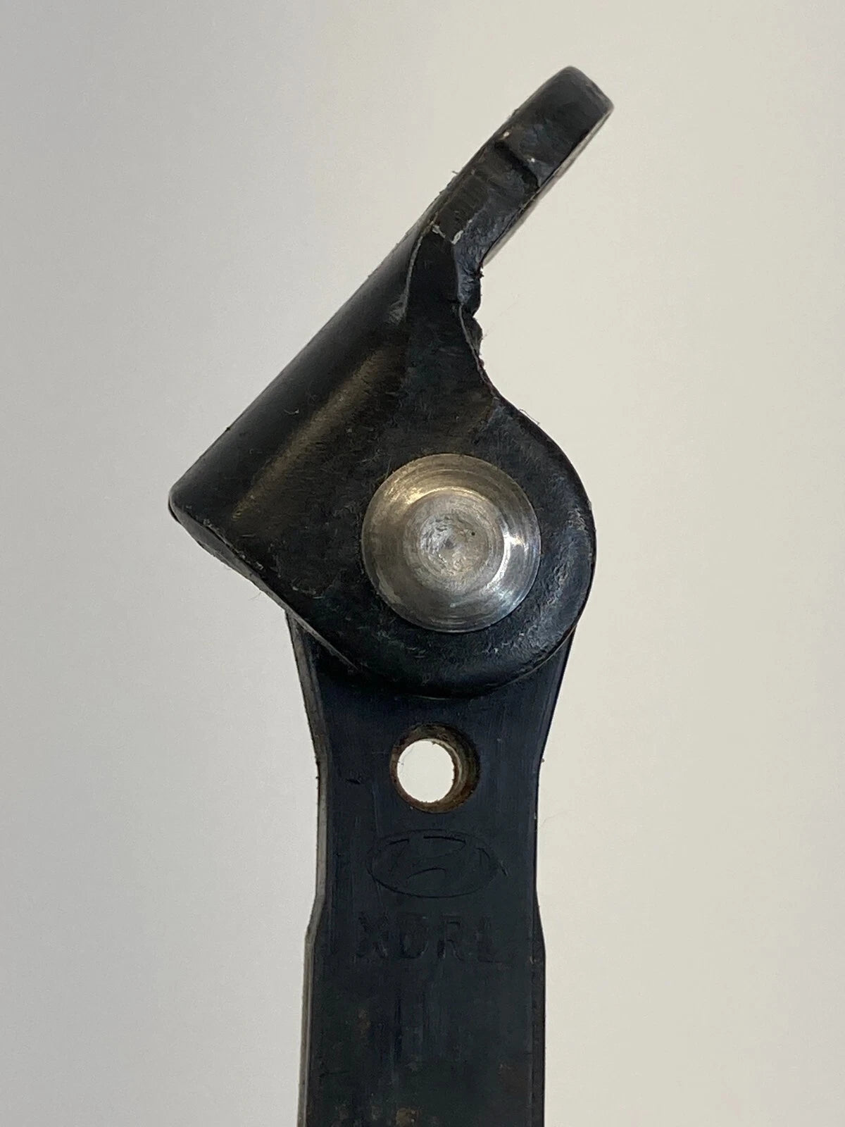 2001-2006 HYUNDAI ELANTRA REAR RIGHT PASSENGER DOOR CHECK STOP STOPPER DETENT