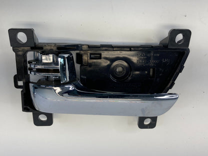 2011 2012 2013 Kia Sorento Front Left Side Interior Door Handle 82613-2P000 OEM