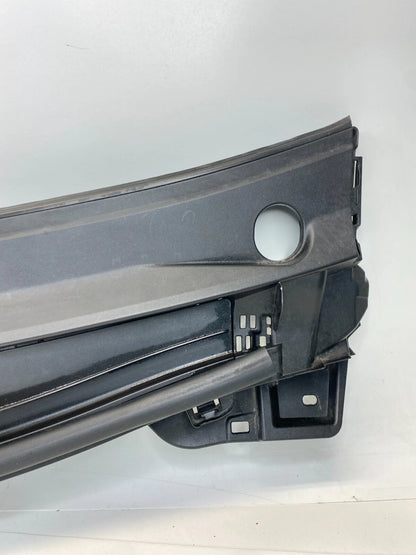 2010-2015 TOYOTA PRIUS FRONT WINDSHIELD WIPER COWL GRILLE PANEL 55781-47110 OEM