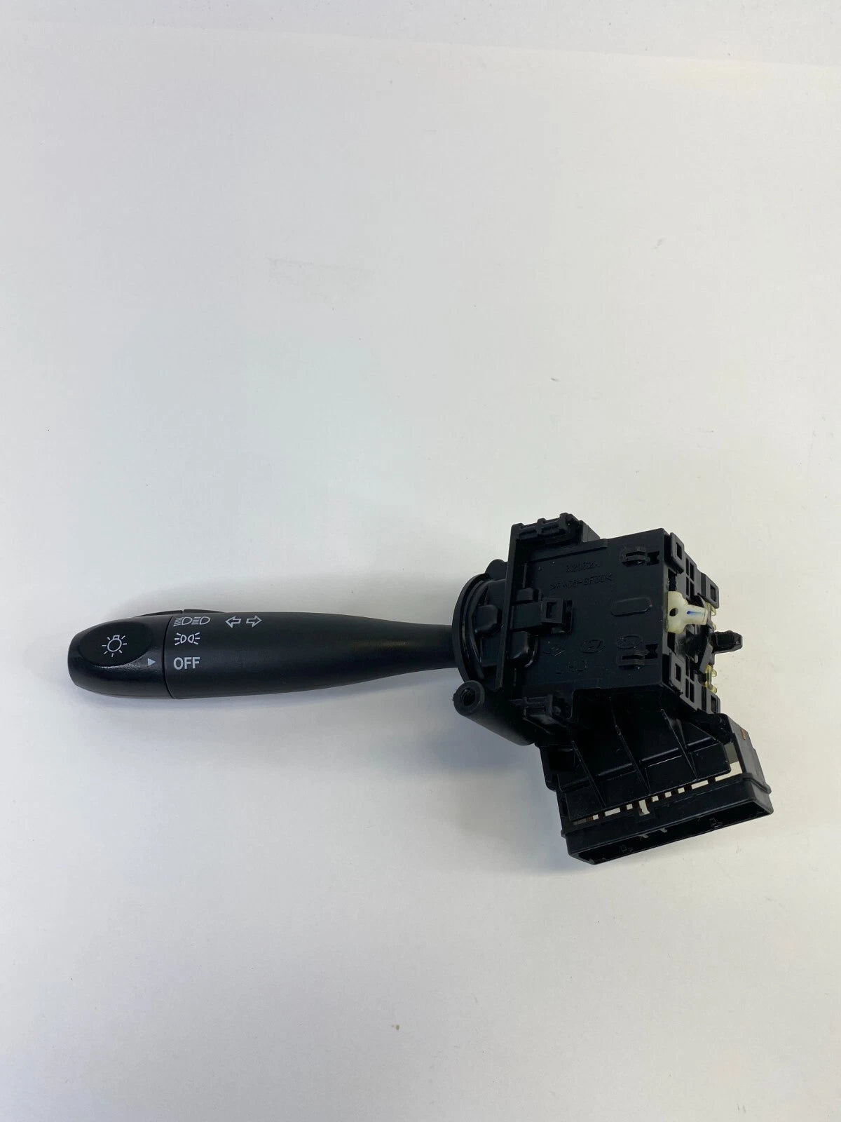 2006-2011 HYUNDAI ACCENT MULTIFUNCTION TURN SIGNAL HEADLIGHT SWITCH OEM 32932A