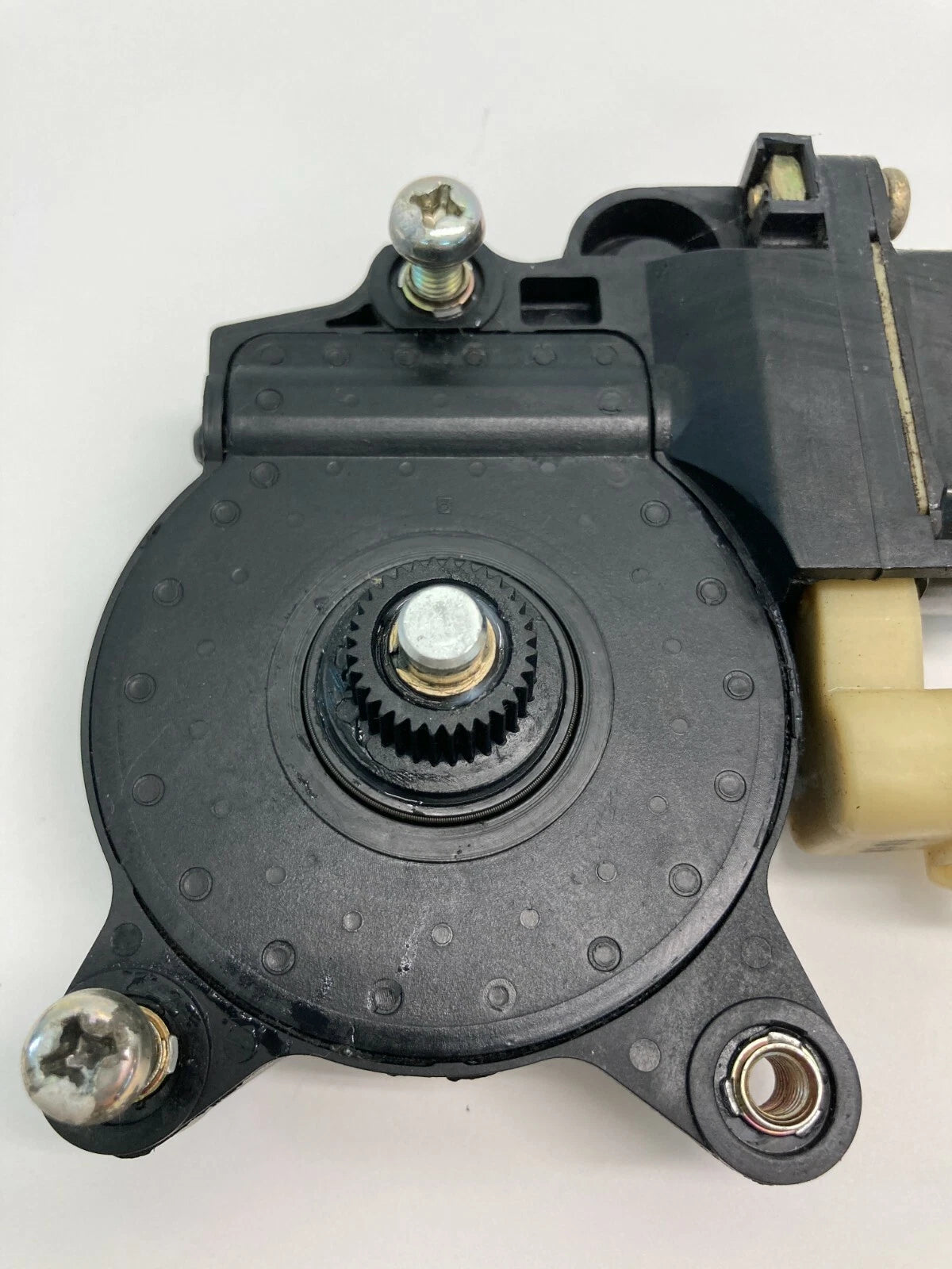 1999-2005 PONTIAC GRAND AM REAR RIGHT SIDE POWER WINDOW MOTOR RR RH OEM