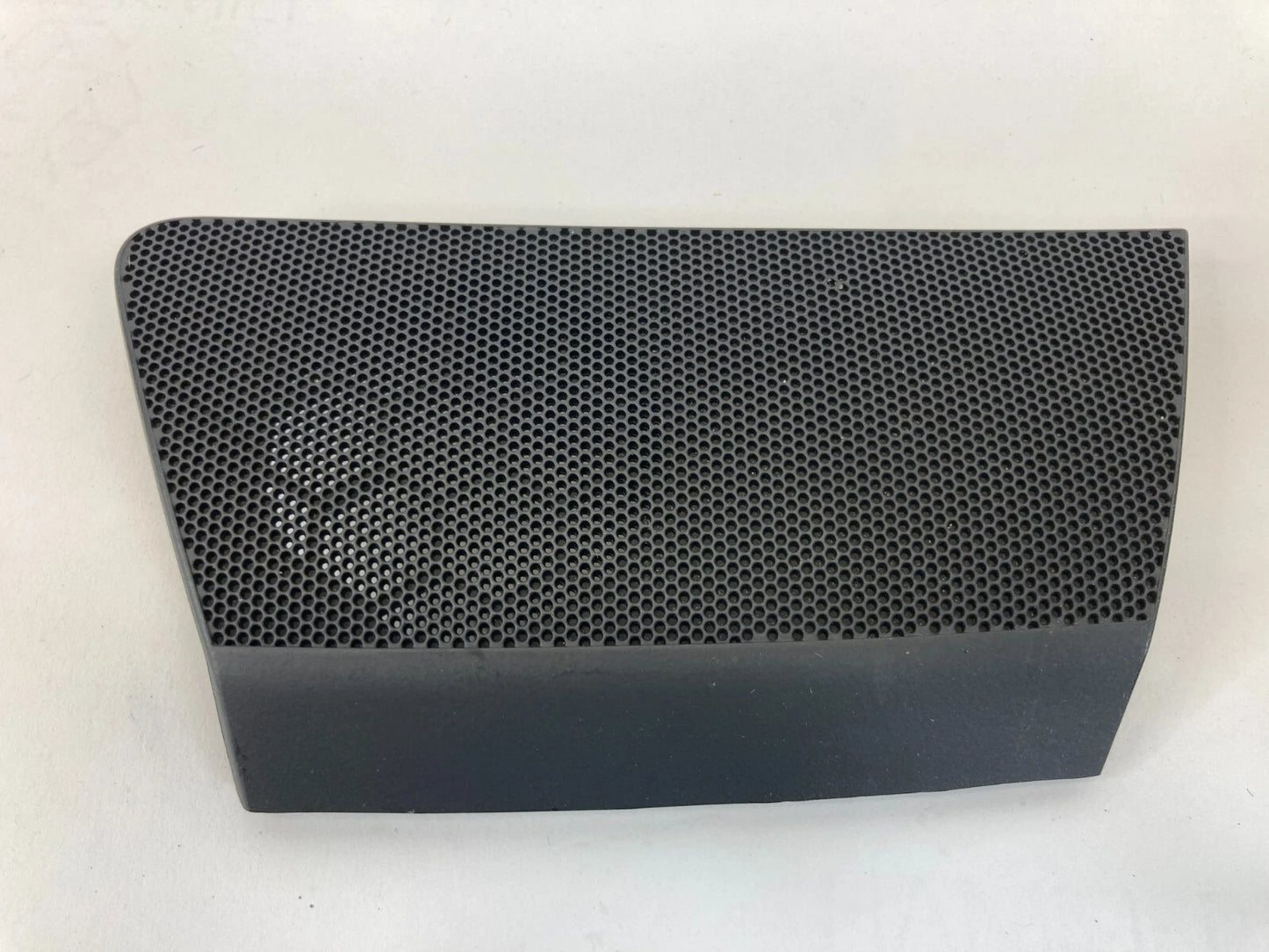 2012-2019 VOLKSWAGEN PASSAT DASH LEFT SIDE SPEAKER COVER GRILLE 561-857-209 OEM
