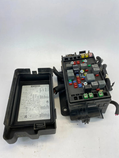 2004 2005 GMC ENVOY 4.2L RWD ENGINE FUSE BOX JUNCTION BLOCK PANEL ASSEMBLY OEM