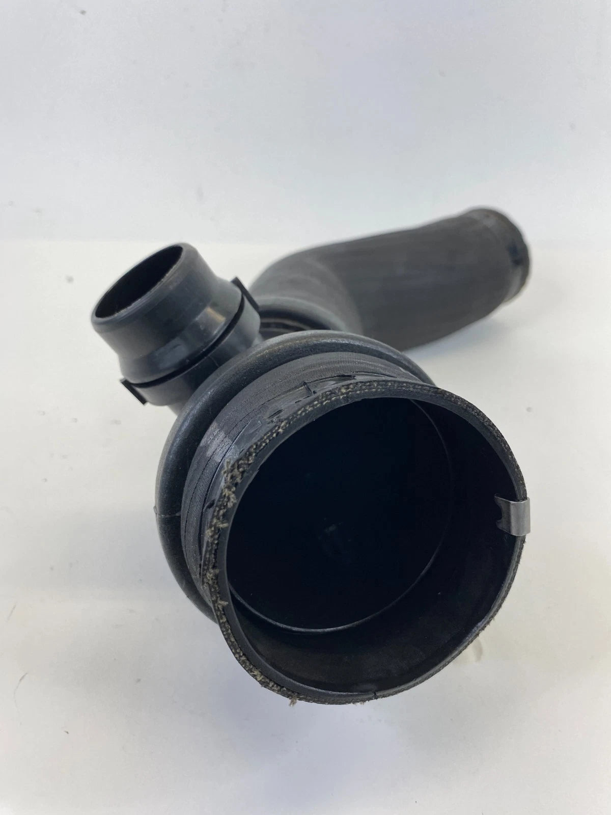 2010-2019 FORD TAURUS 3.5L A/T INTERCOOLER AIR INTAKE HOSE AA53-6F073-AF OEM