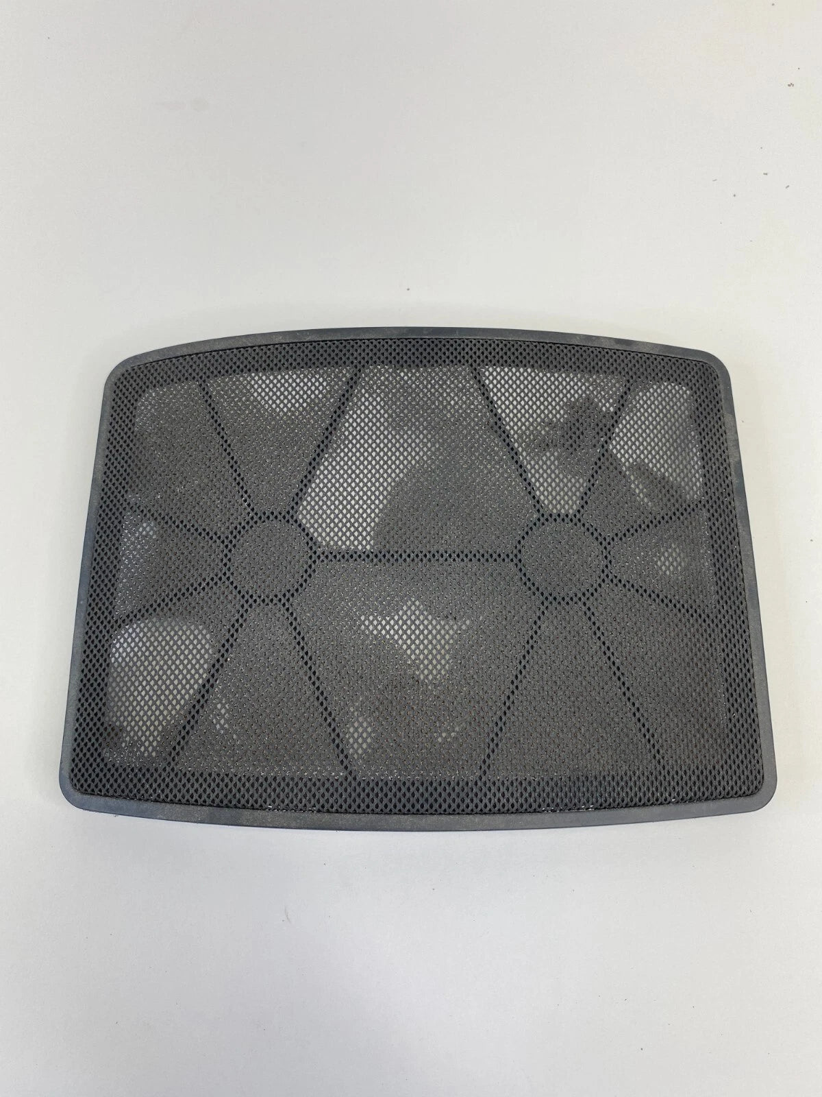 04-07 BMW 525I 06-10 BMW 550I REAR LEFT DECKLID SPEAKER GRILLE COVER 7035521
