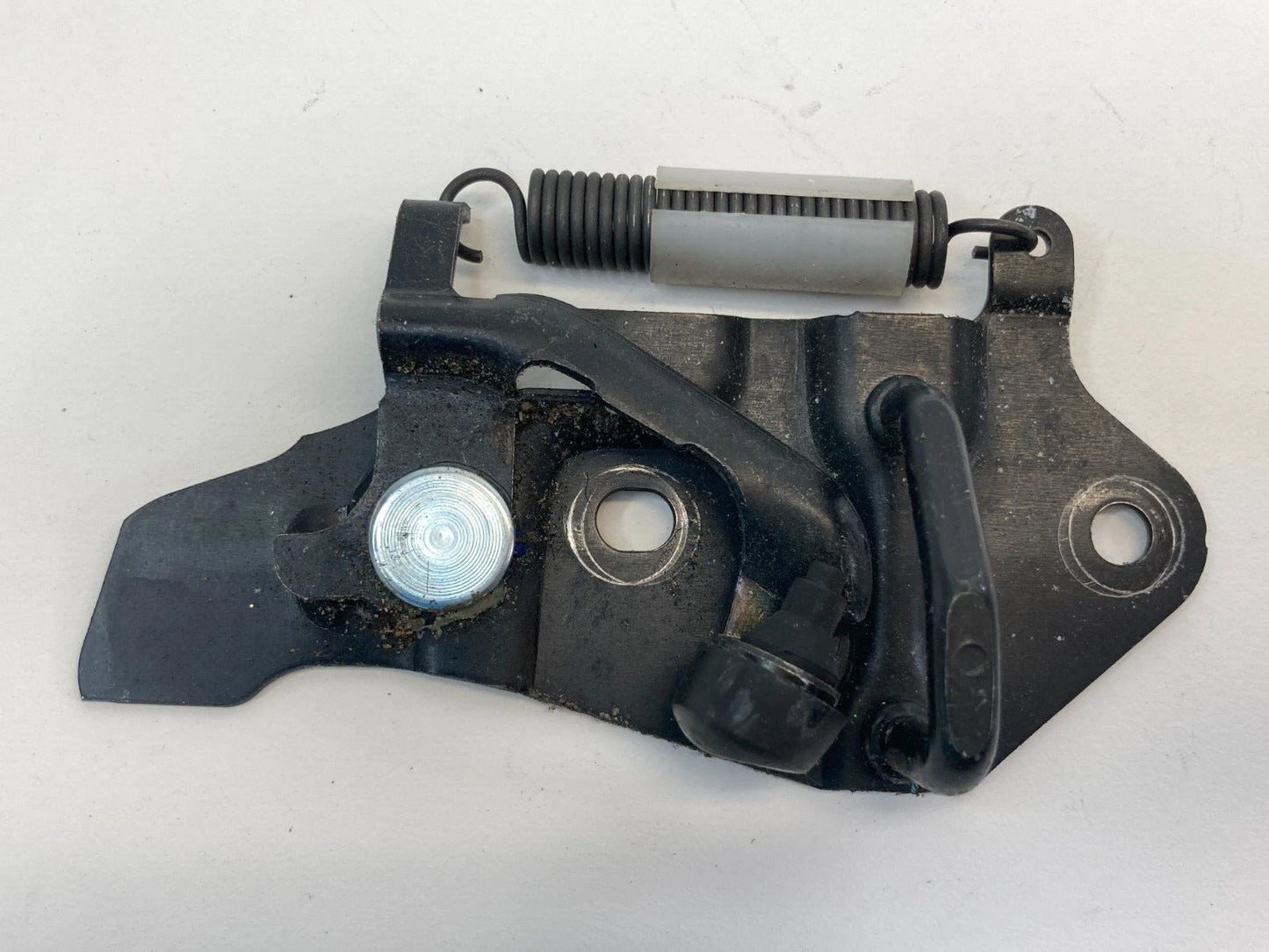 2008 09 10 11 12 2013 INFINITI G37 REAR TRUNK LID LOCK LATCH STRIKER ASSEMBLY