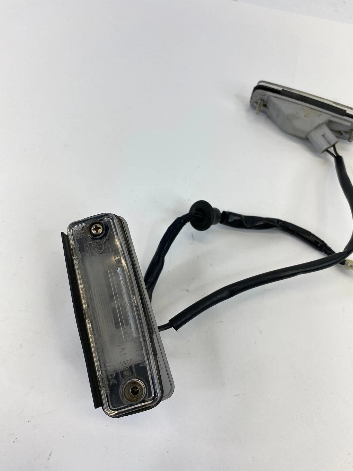2003-2007 SUBARU FORESTER REAR TRUNK LICENSE PLATE LIGHT LAMP PAIR SET OEM