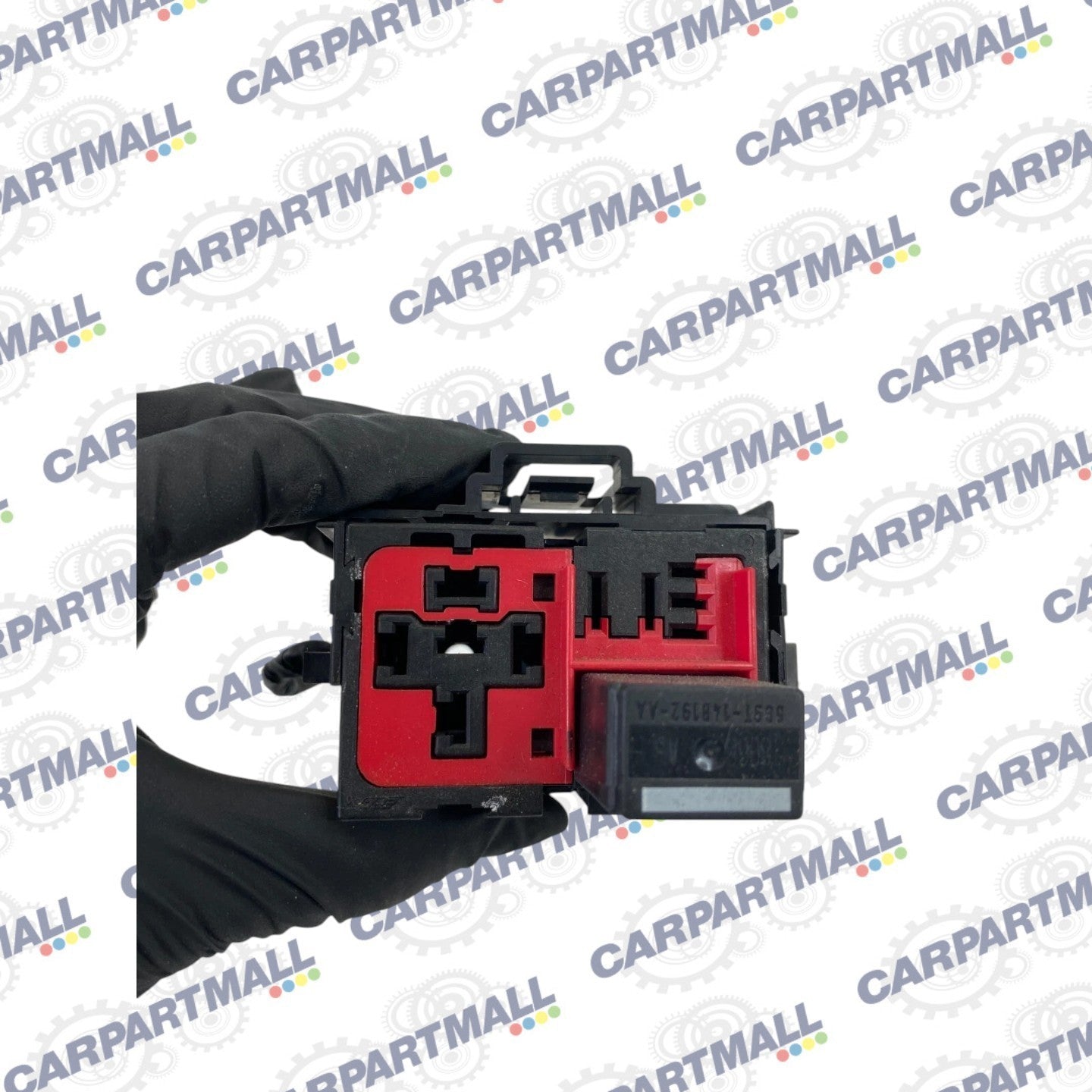 08-16 Volvo XC70 3.2L L6 Under Hood Small Fuse Box Fan Relay Box w Cover OEM