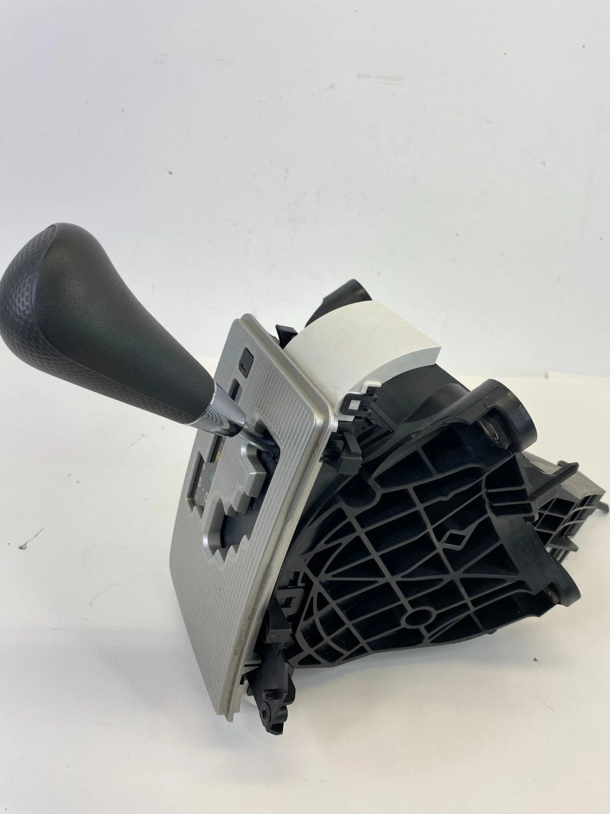 2008-2015 SCION XB AUTOMATIC FLOOR GEAR SHIFTER SHIFT LEVER SELECTOR ASSEMBLY