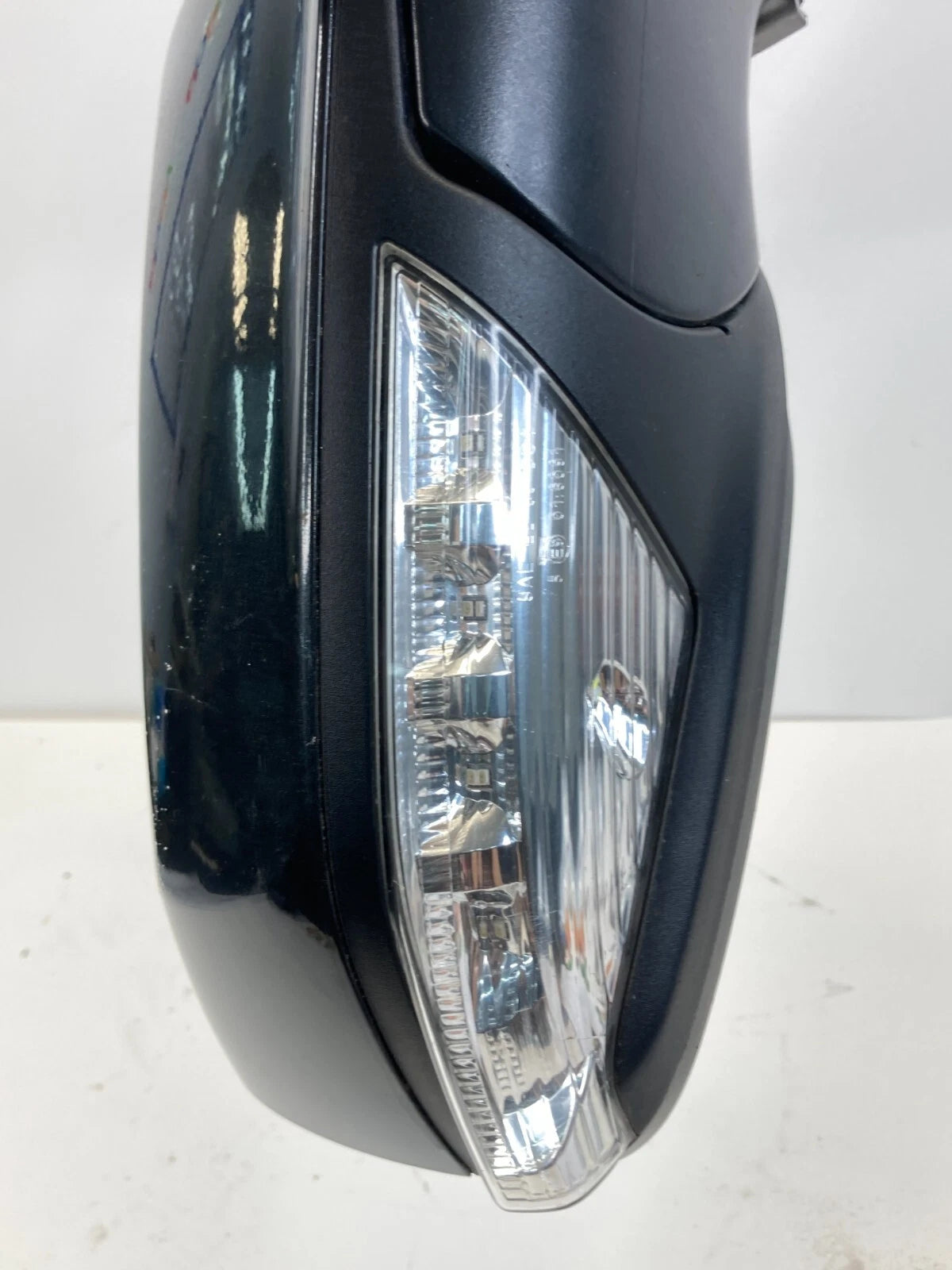 2010-2012 BUICK LACROSSE PASSENGER RIGHT SIDE DOOR MIRROR POWER SIGNAL OEM