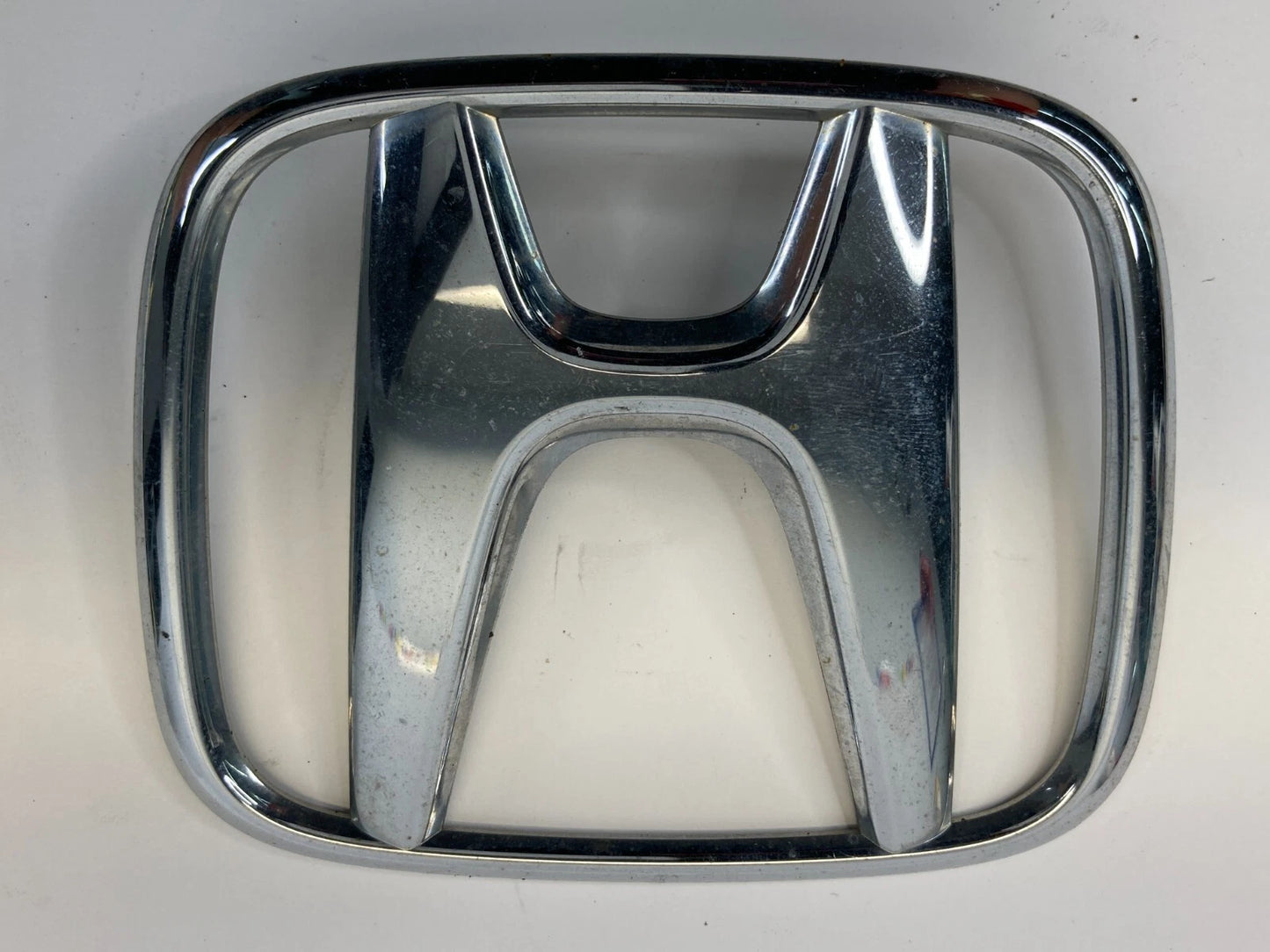 11-16 HONDA CR-Z REAR TAILGATE LIFTGATE EMBLEM LOGO BADGE SYMBOL 75701-SZT-G010