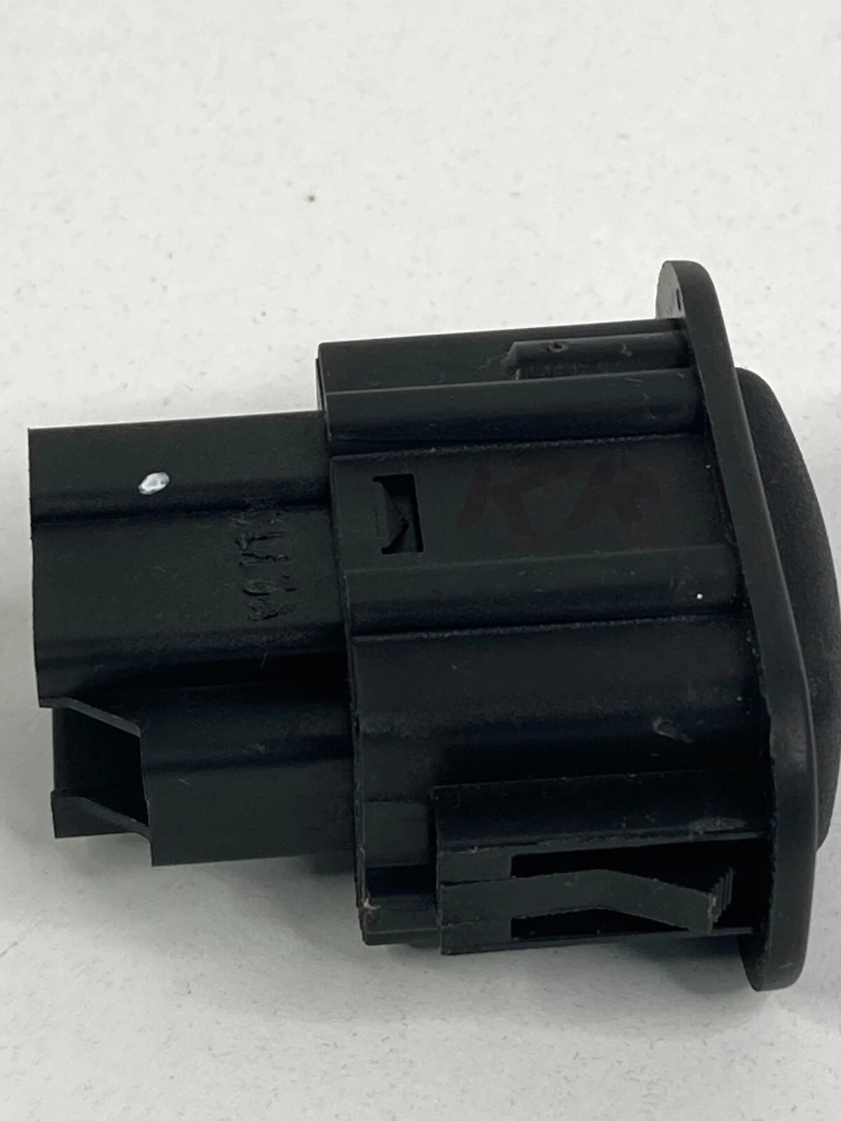 2010-2019 LINCOLN MKT REAR RIGHT SEAT RELEASE ADJUSTER SWITCH BUTTON 8A4T-14B178