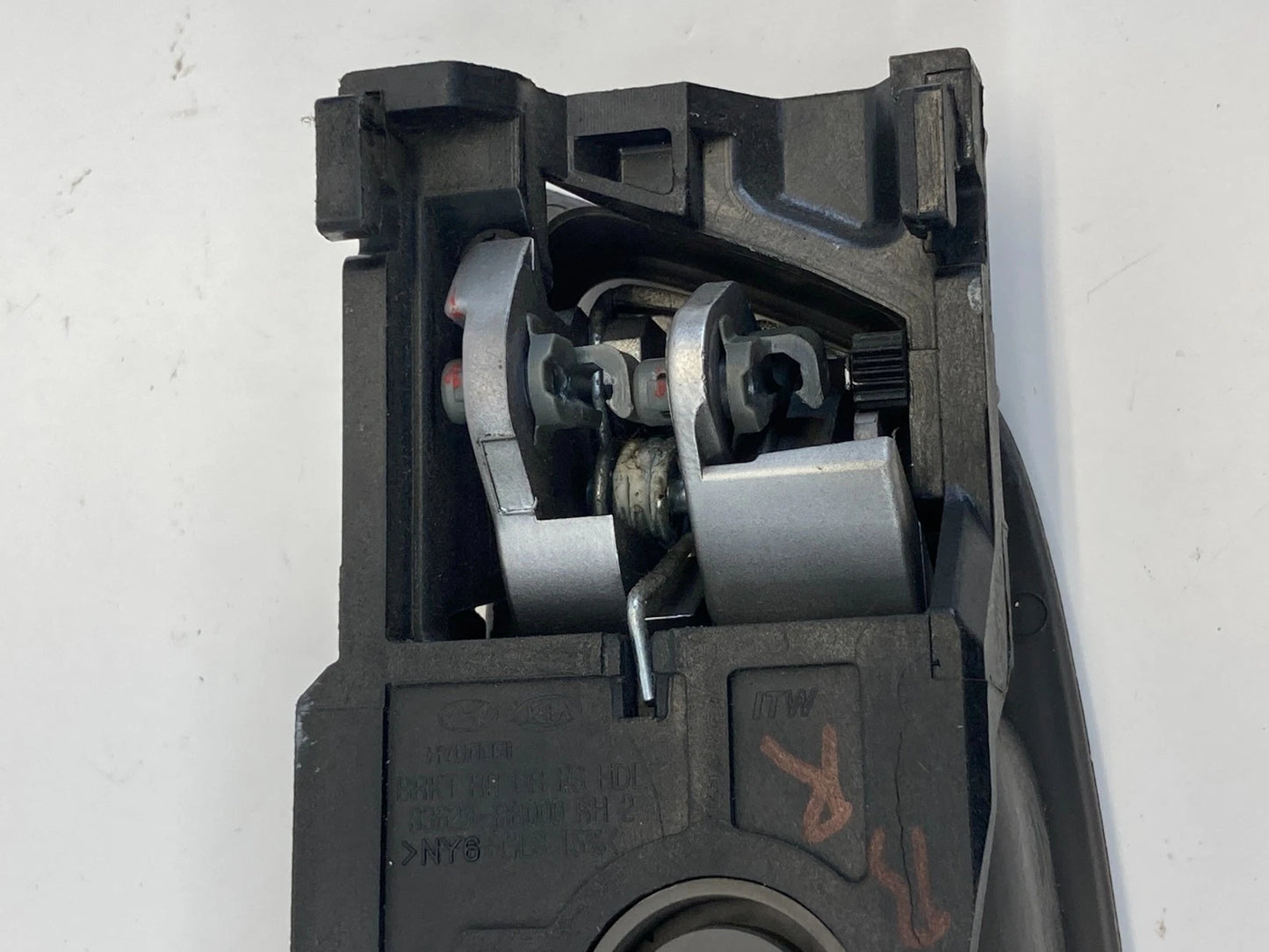 2012-2017 HYUNDAI ACCENT REAR RIGHT SIDE INSIDE INTERIOR DOOR HANDLE 83623-RB000