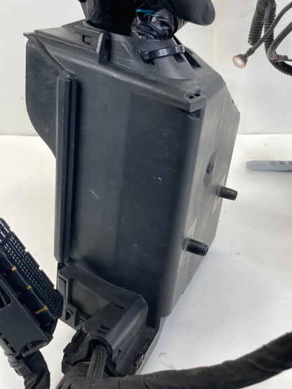 2012-2017 Fiat 500 A/T Engine Fuse Relay Box Fusebox Compartment w/ Terminal OEM