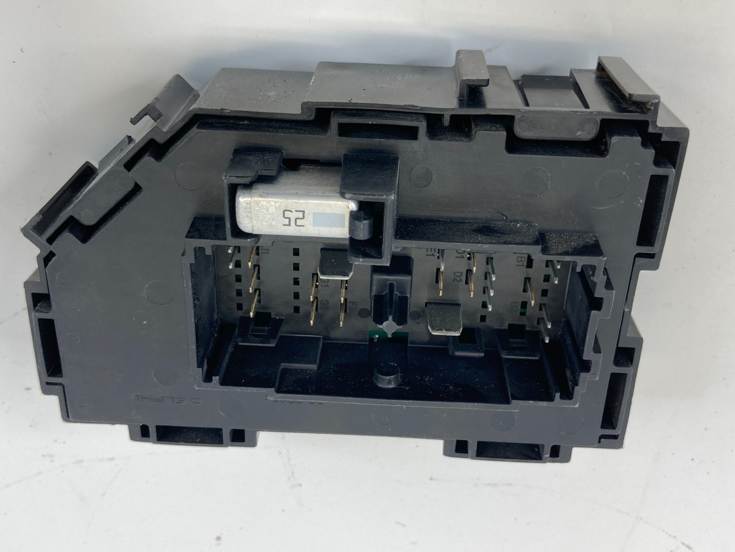 2007 GMC Yukon Chevy Tahoe Instrument Panel Fuse Relay Box Compartment 15839517