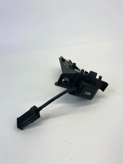 2011-2013 HONDA ODYSSEY GLOVE BOX POCKET USB PORT AUX JACK ASSEMBLY OEM