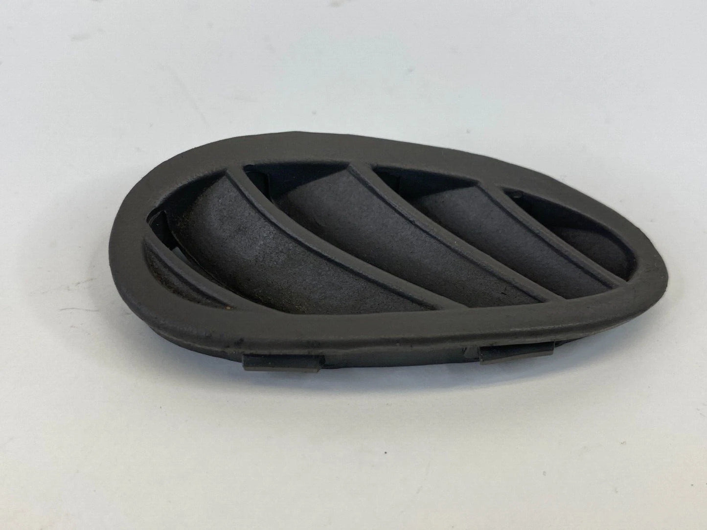 2001-2005 CHRYSLER PT CRUISER DASH A/C AIR VENT HEATER DEFROST GRILLE VENT OEM