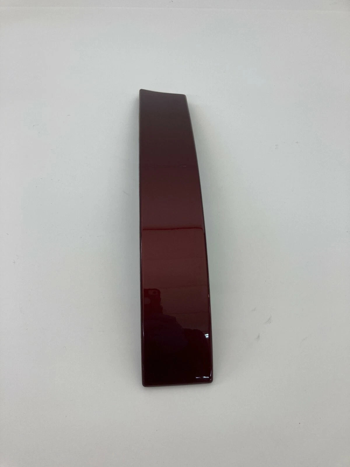 96-01 AUDI A4 QUATTRO 00-02 AUDI S4 REAR RIGHT TAILLIGHT LOWER TRIM MOLDING OEM
