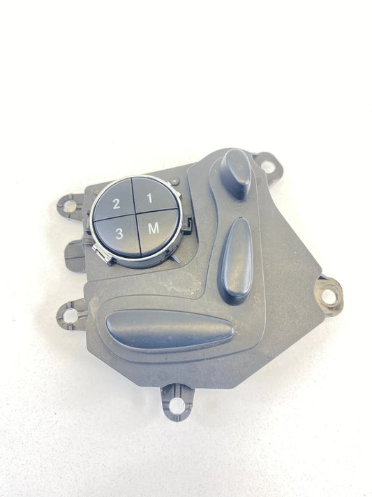2003-2005 MERCEDES-BENZ E500 E320 FRONT RIGHT SEAT CONTROL SWITCH OEM 2118215279