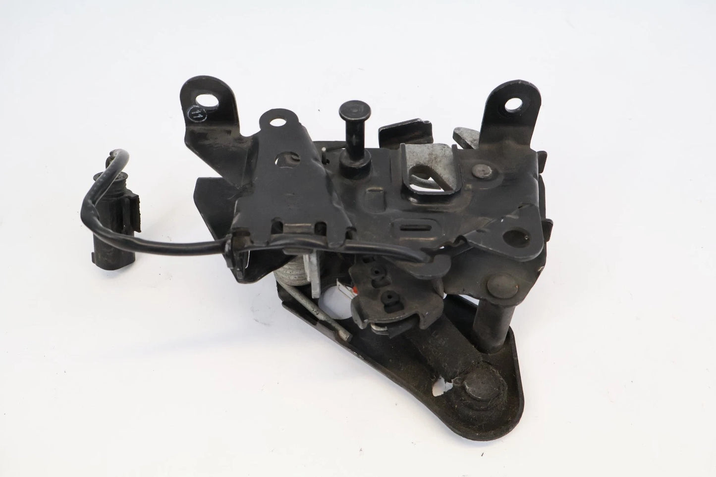 11-16 BMW 528I FR LEFT HOOD LATCH LOCK MECHANISM ACTUATOR STRIKE 7206453 OEM